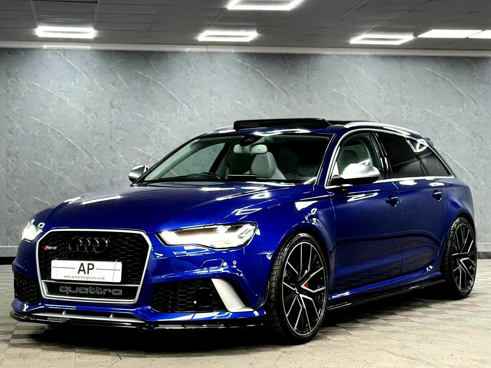 2017 Audi RS6 Avant - Thumbnail 12