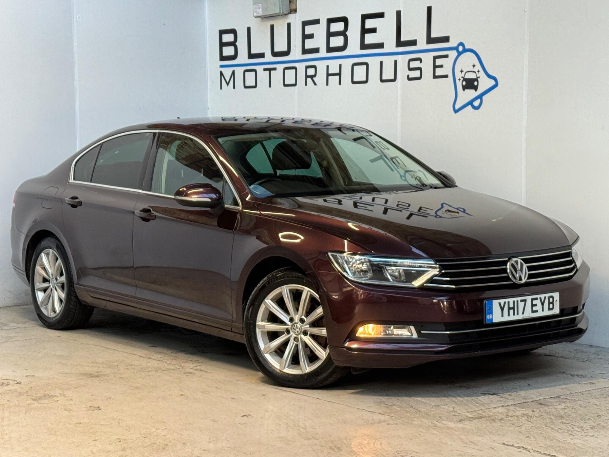 2017 Volkswagen Passat - Main