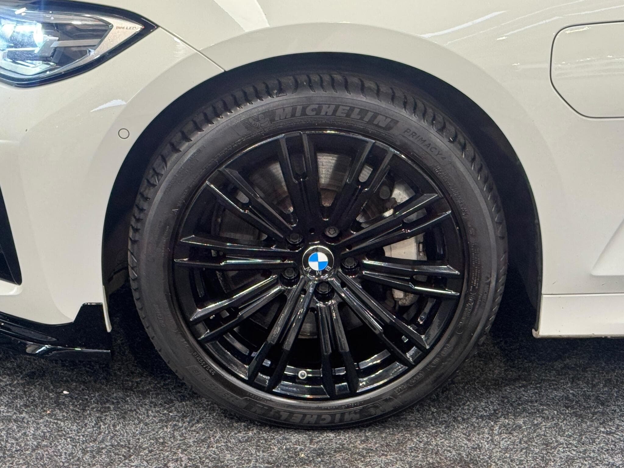 2020 BMW 3 Series - Thumbnail 31