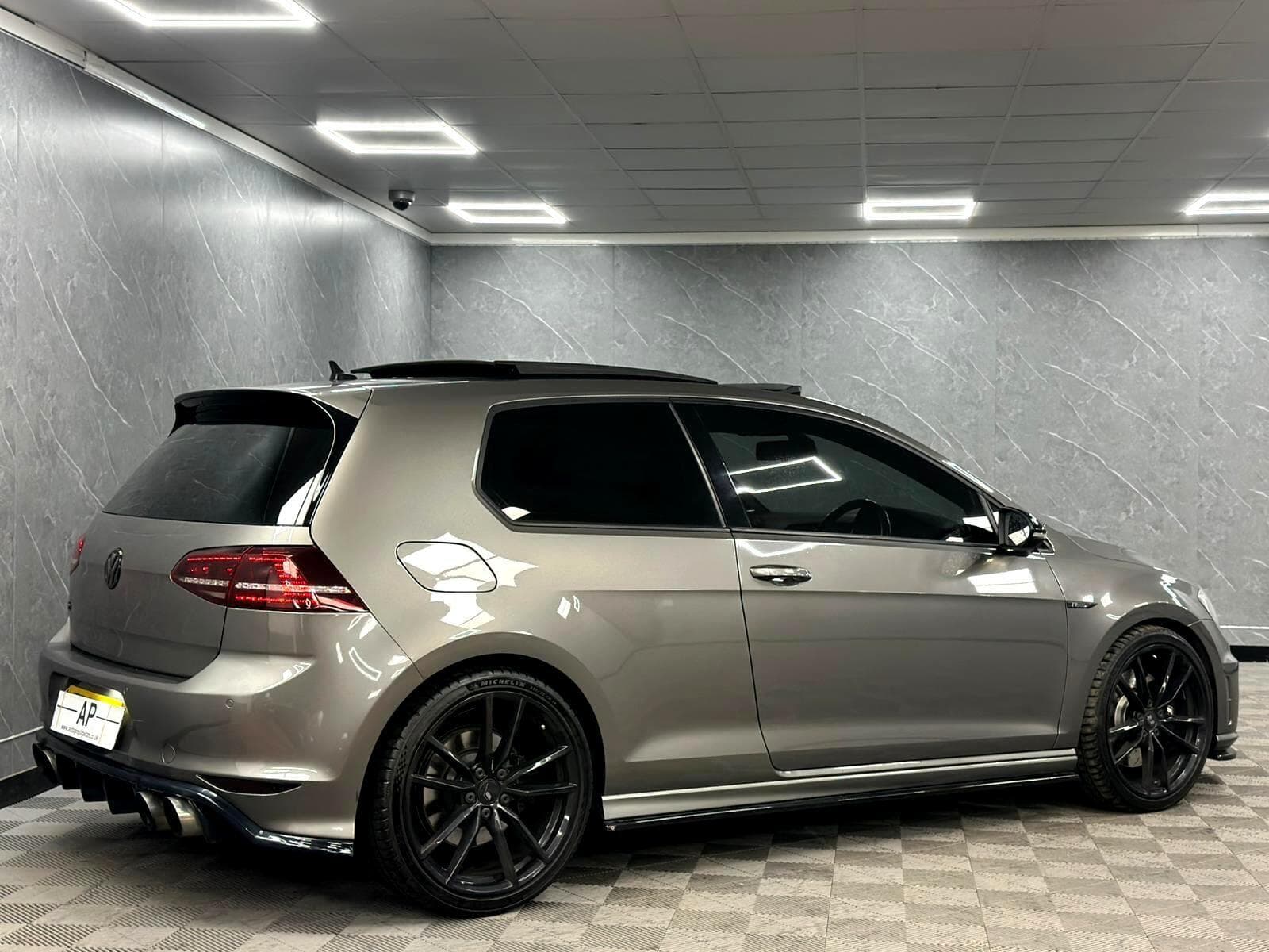 2015 Volkswagen Golf - Thumbnail 19