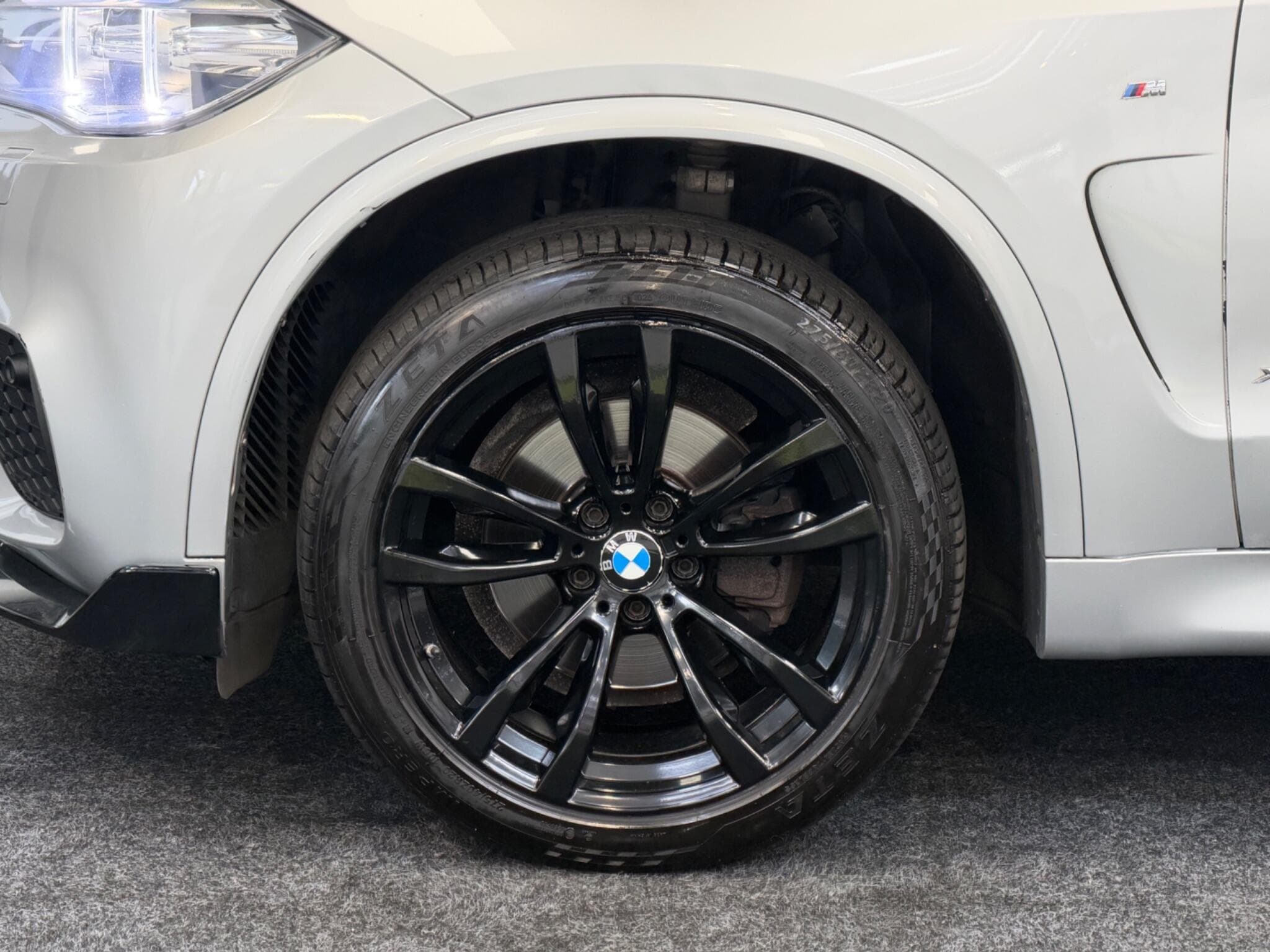 2017 BMW X5 - Thumbnail 30