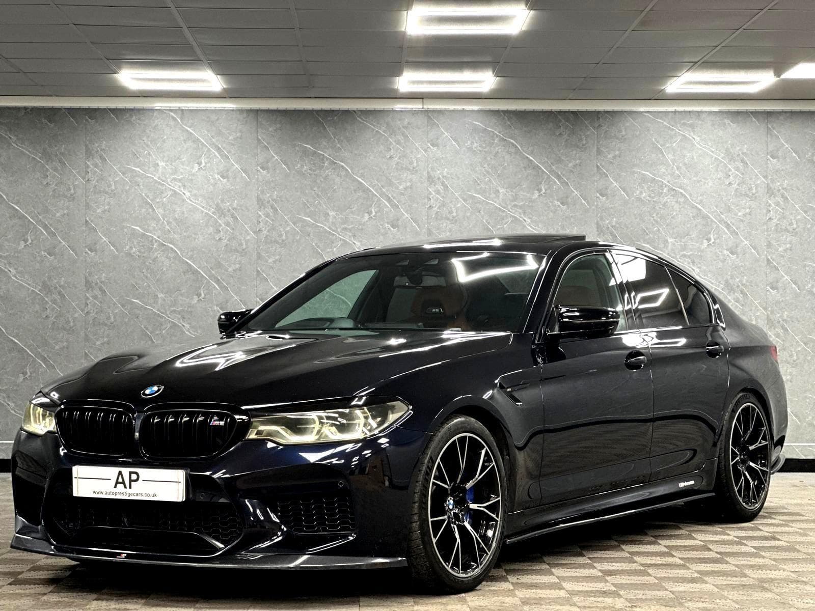 2019 BMW M5 - Thumbnail 17