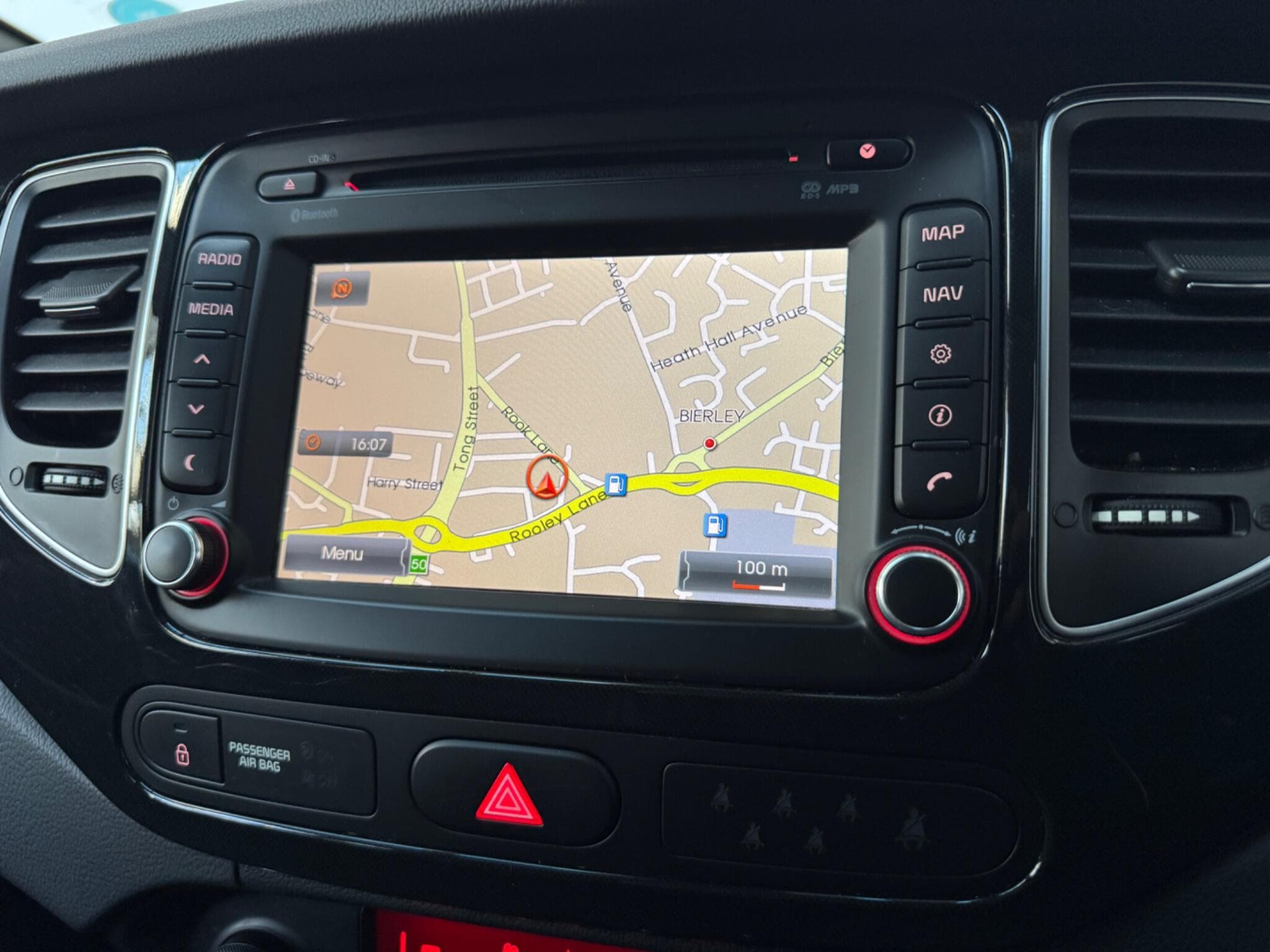 2016 Kia Carens - Thumbnail 14