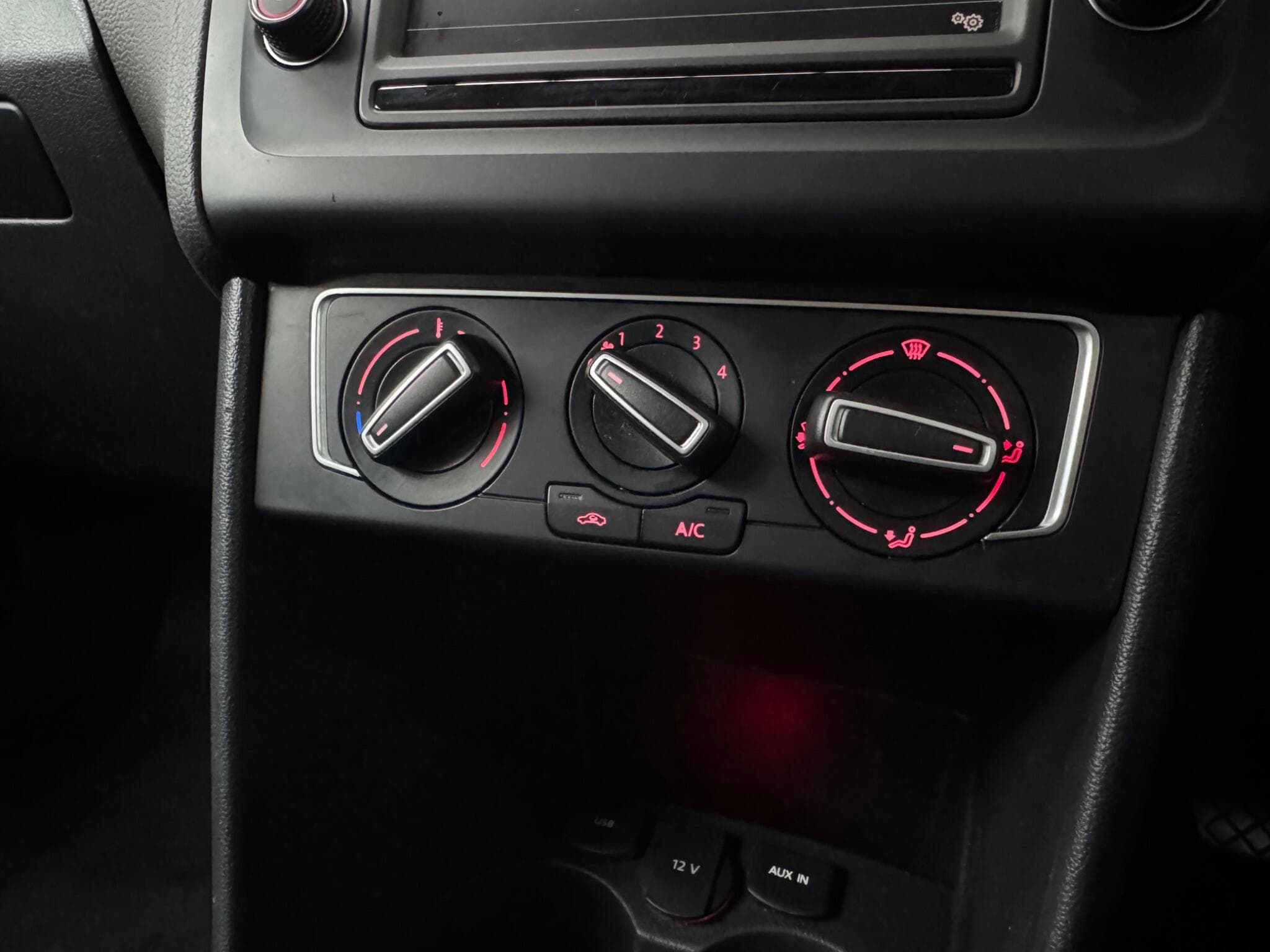 2014 Volkswagen Polo - Thumbnail 16