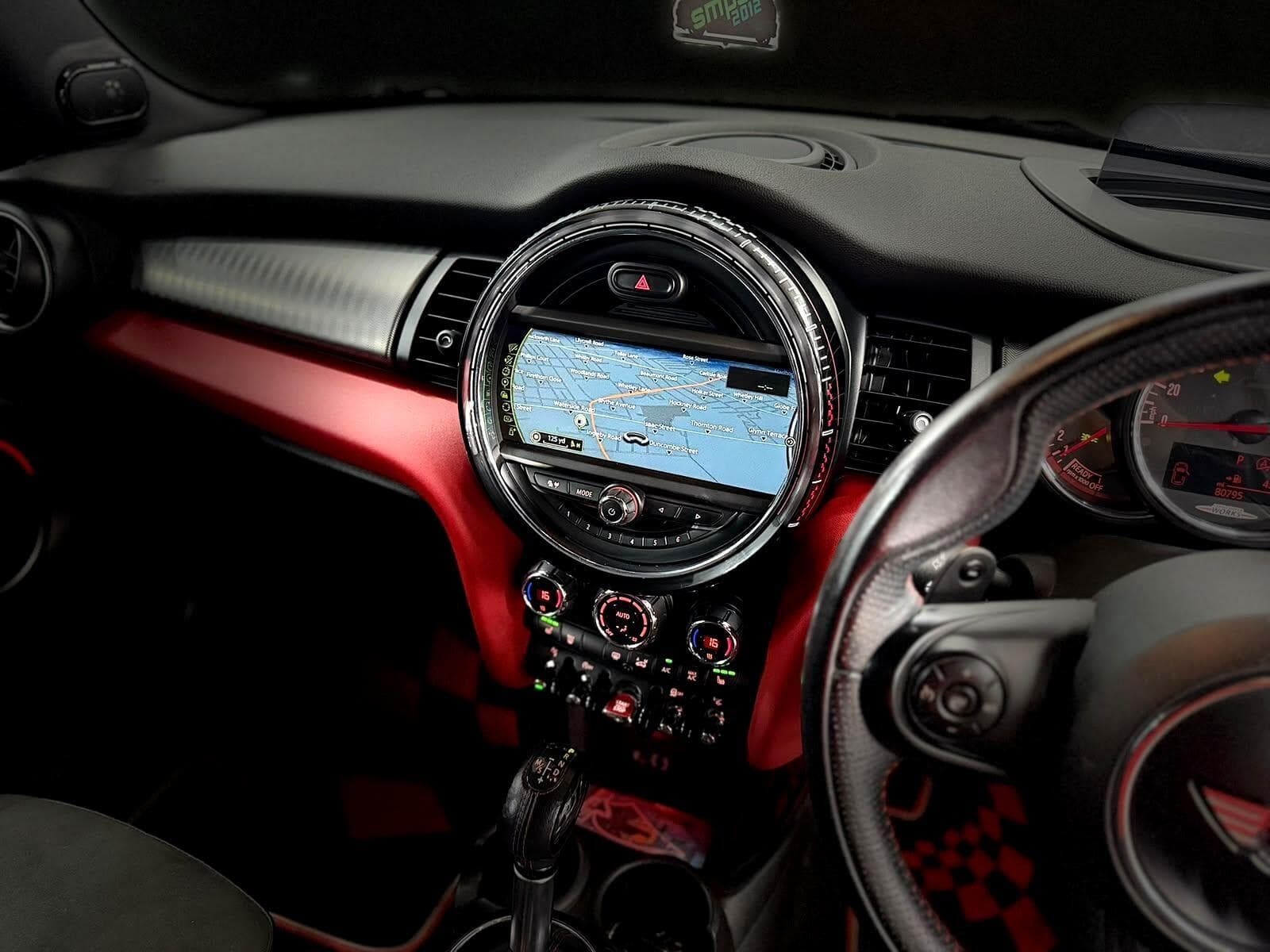 2015 MINI Hatch - Thumbnail 45