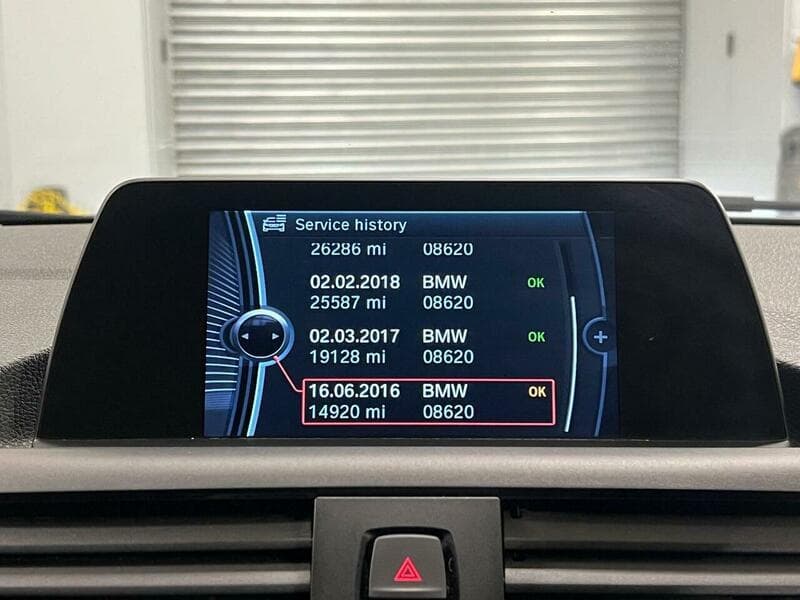 2014 BMW 1 Series - Thumbnail 40