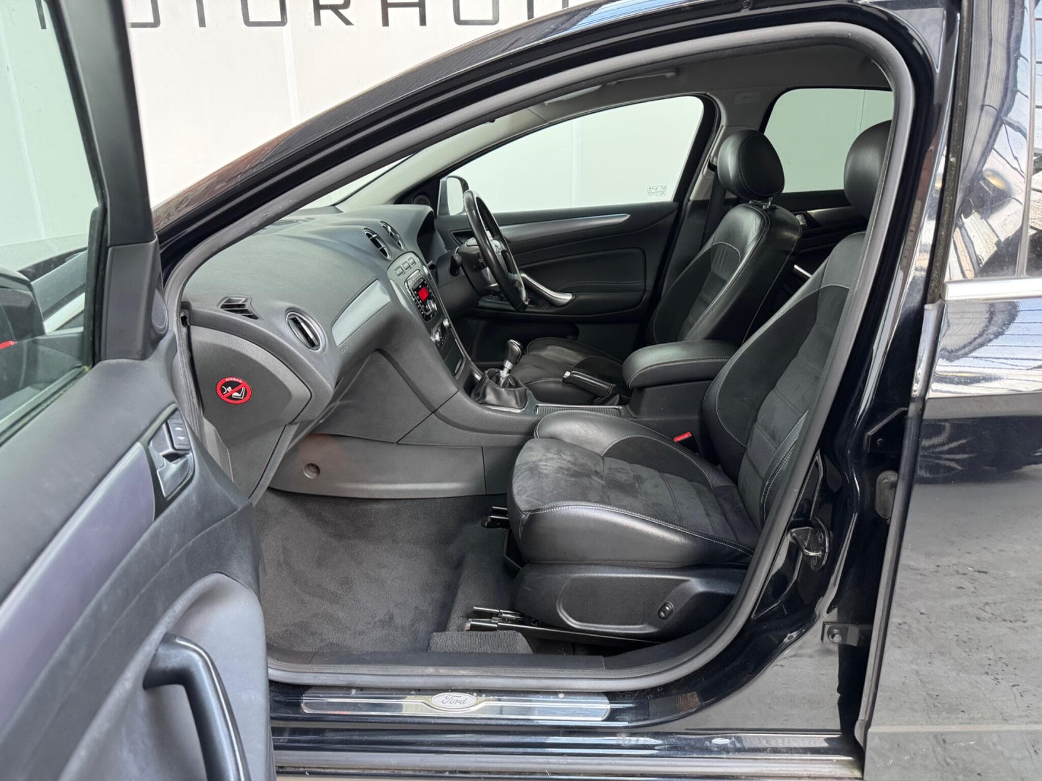 2011 Ford Mondeo - Thumbnail 9