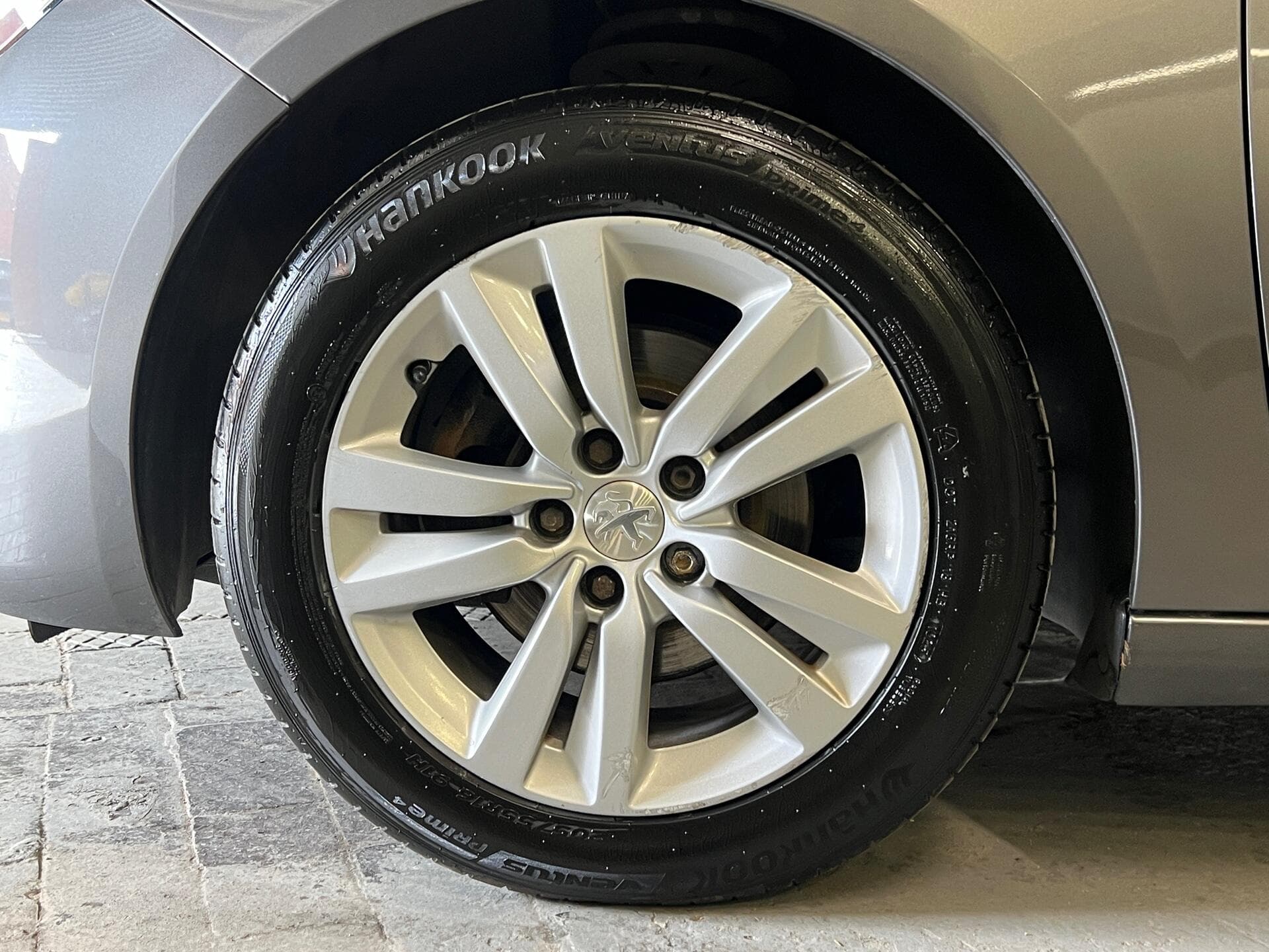 2017 Peugeot 308 SW - Thumbnail 20