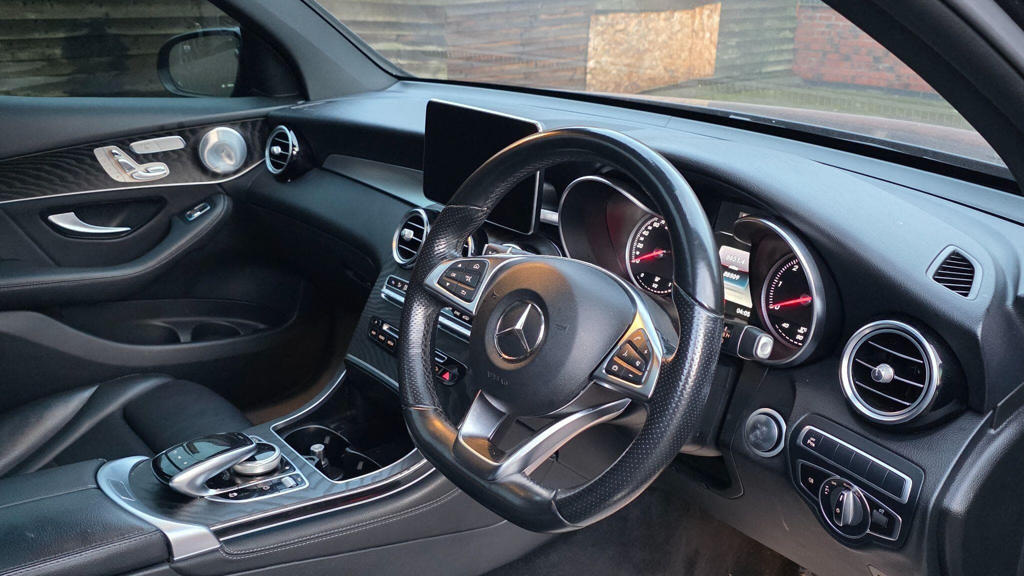 2018 Mercedes-Benz GLC - Thumbnail 10