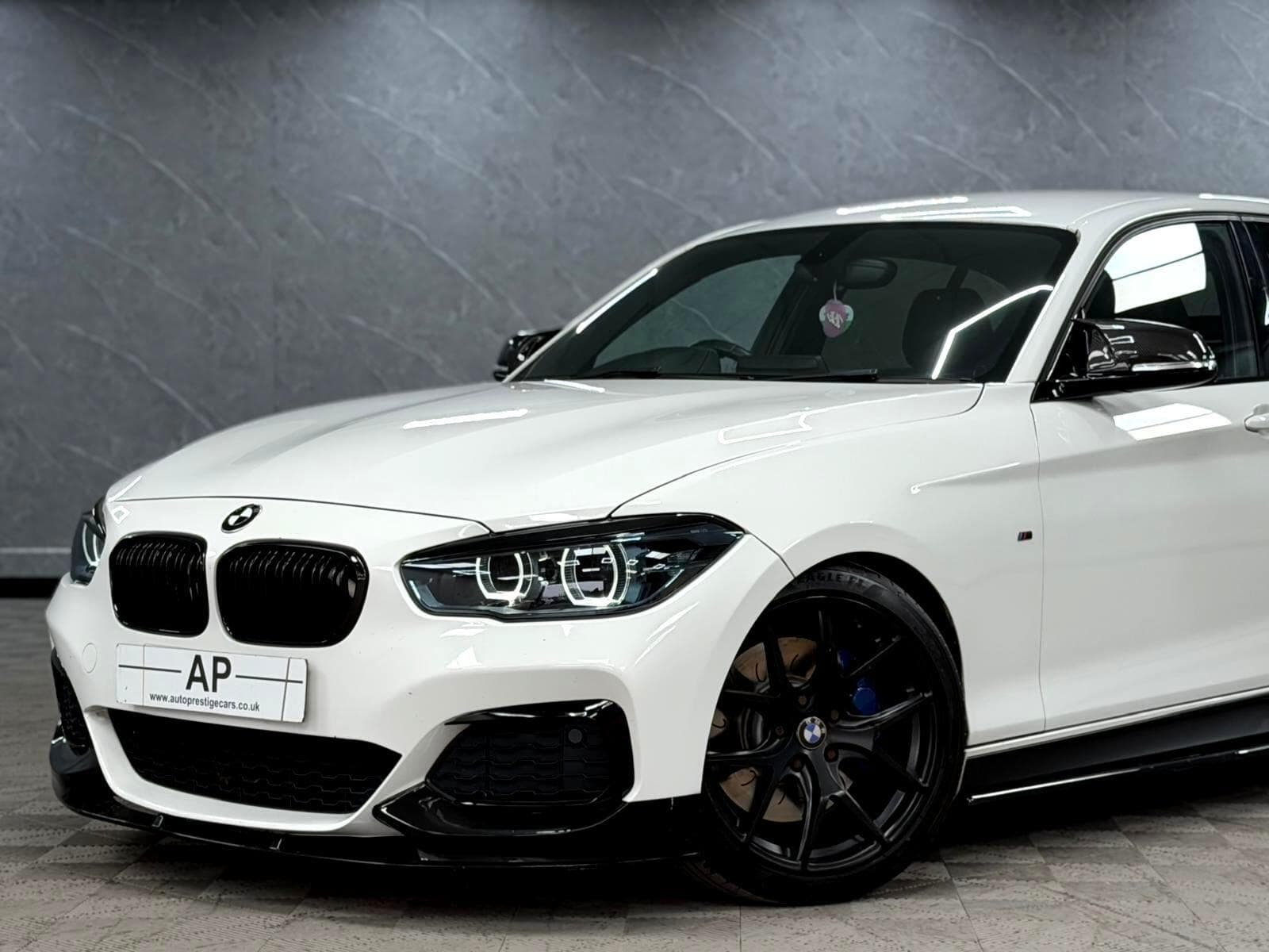 2018 BMW 1 Series - Thumbnail 15