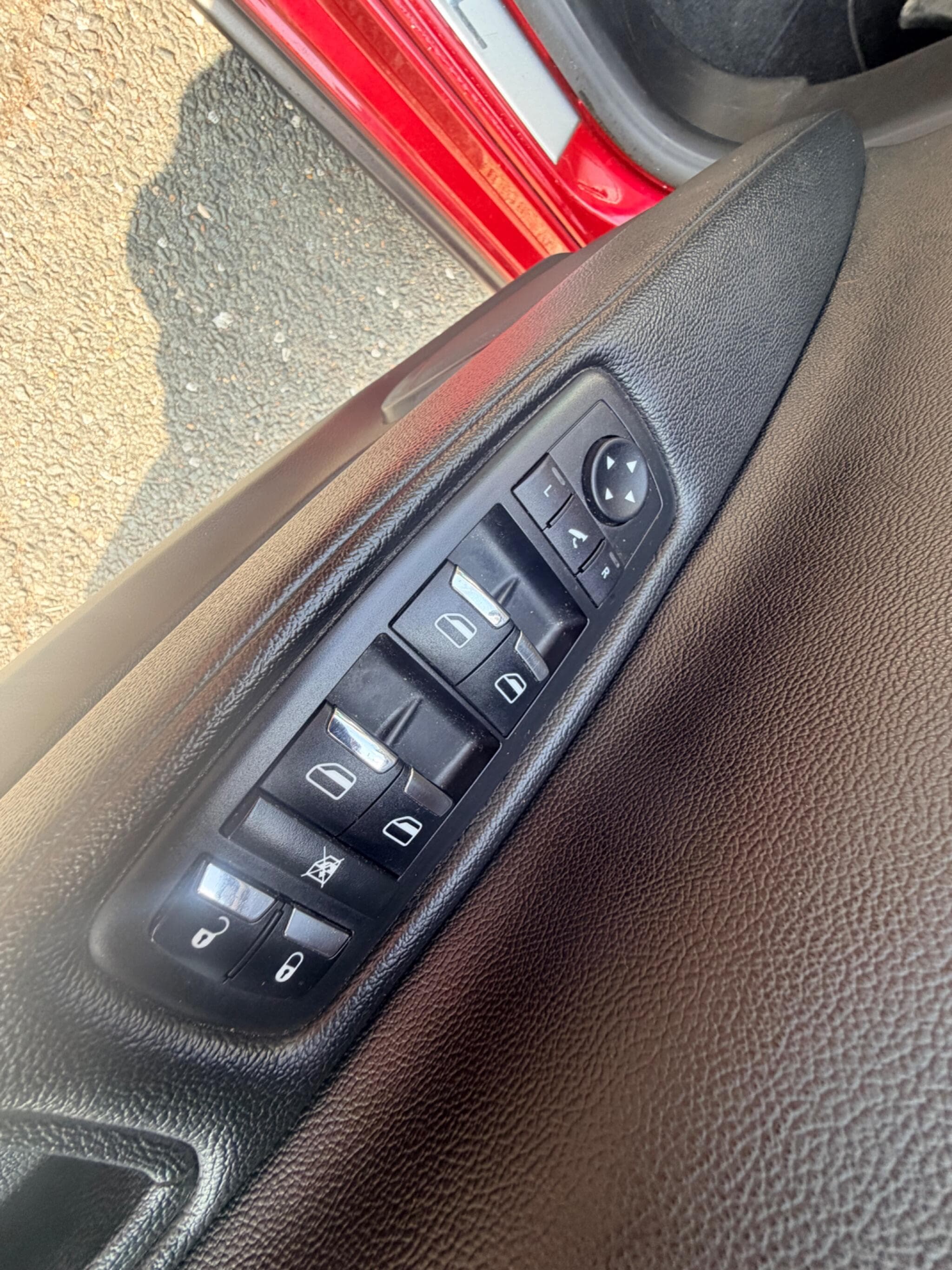 2014 Maserati Ghibli - Thumbnail 19
