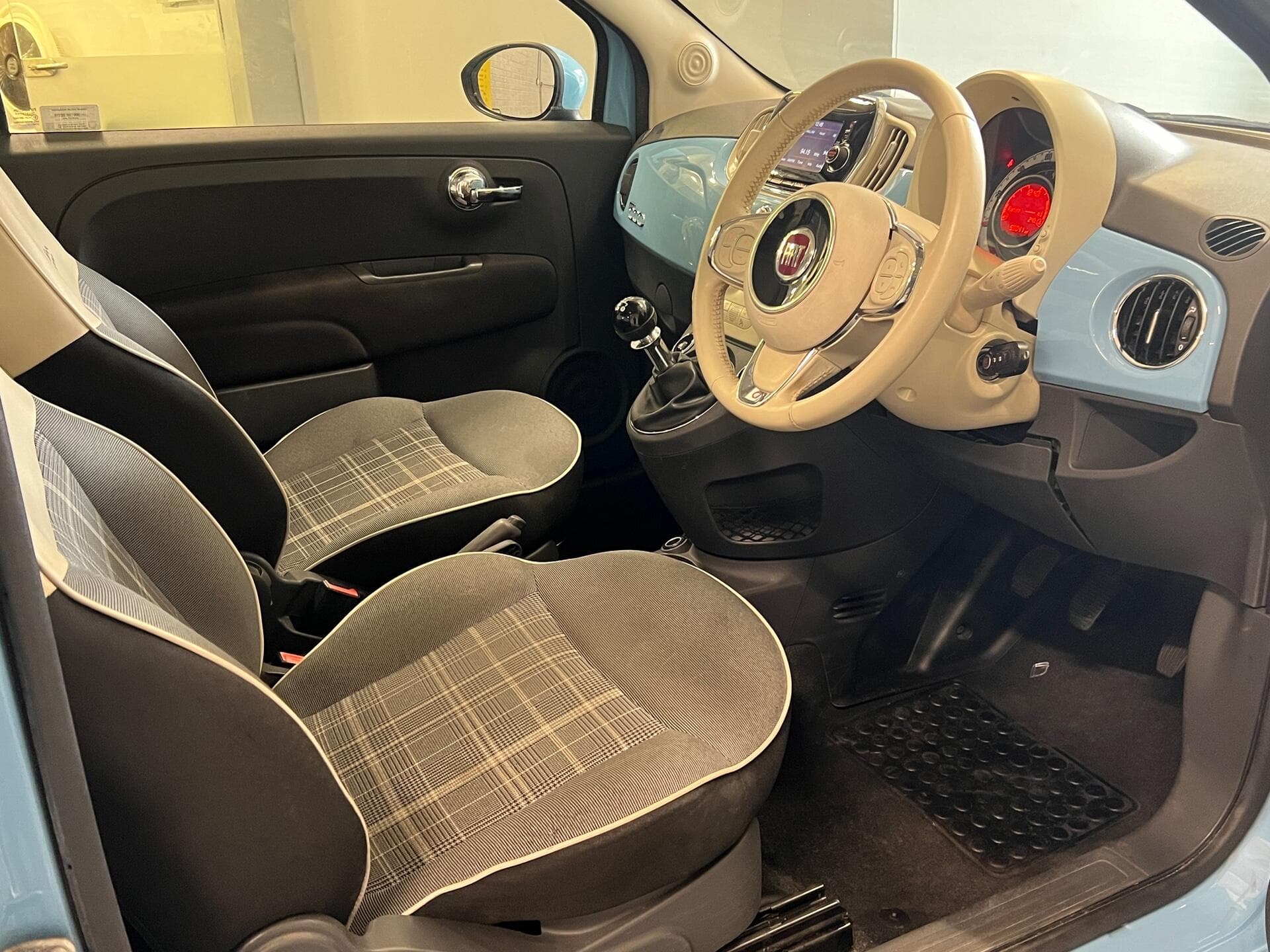 2015 Fiat 500 - Thumbnail 19