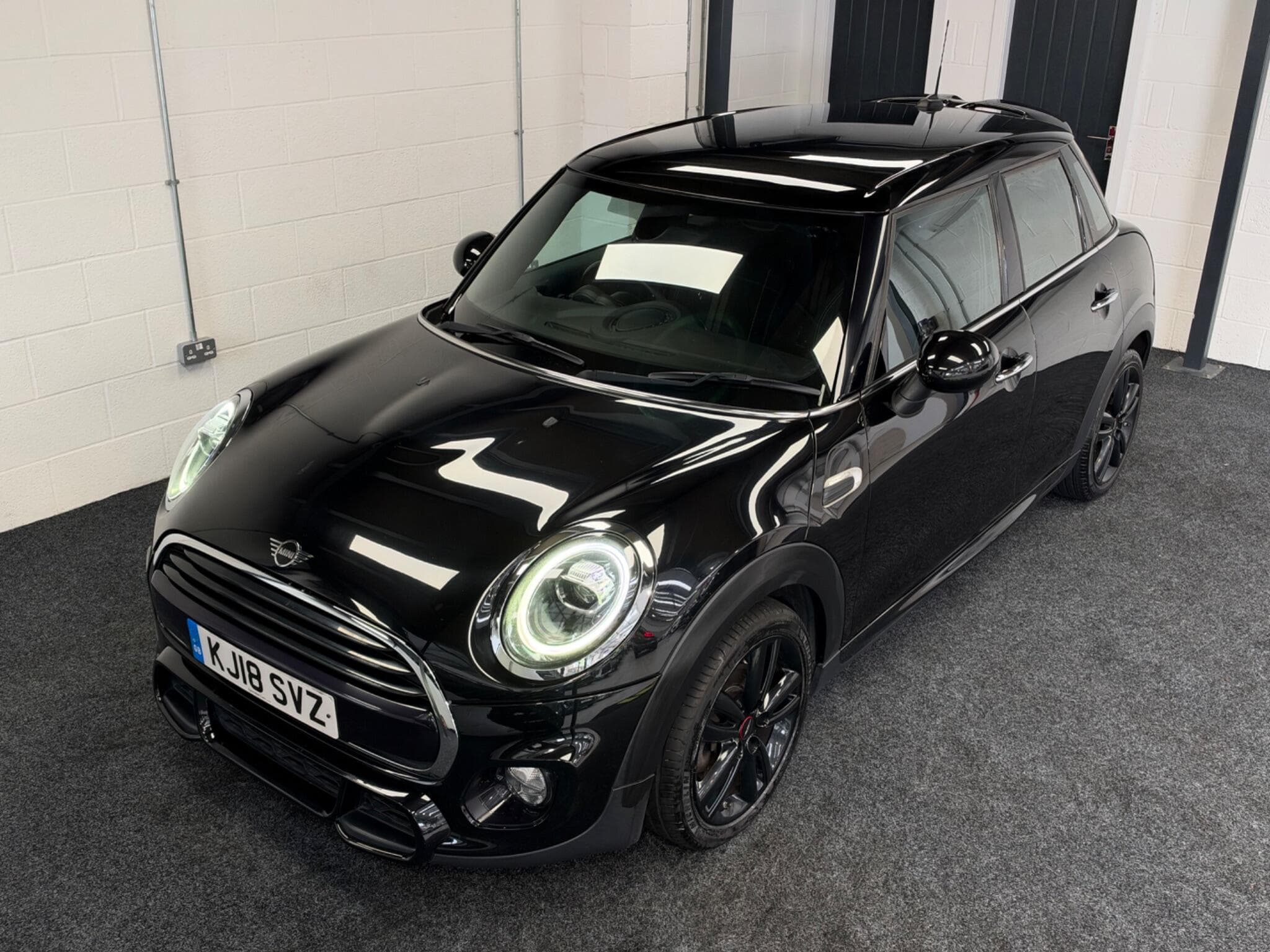 2018 MINI Hatch - Thumbnail 6