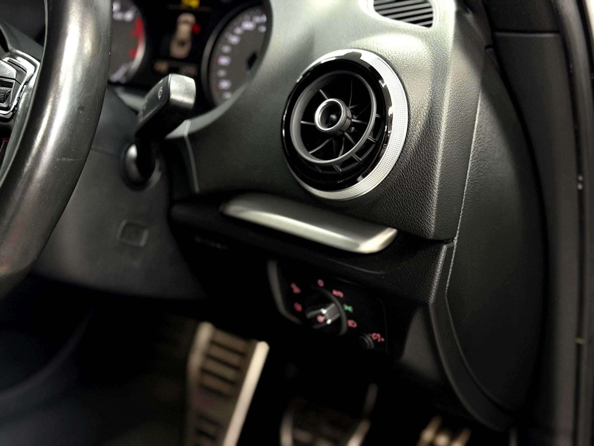 2015 Audi S3 - Thumbnail 32