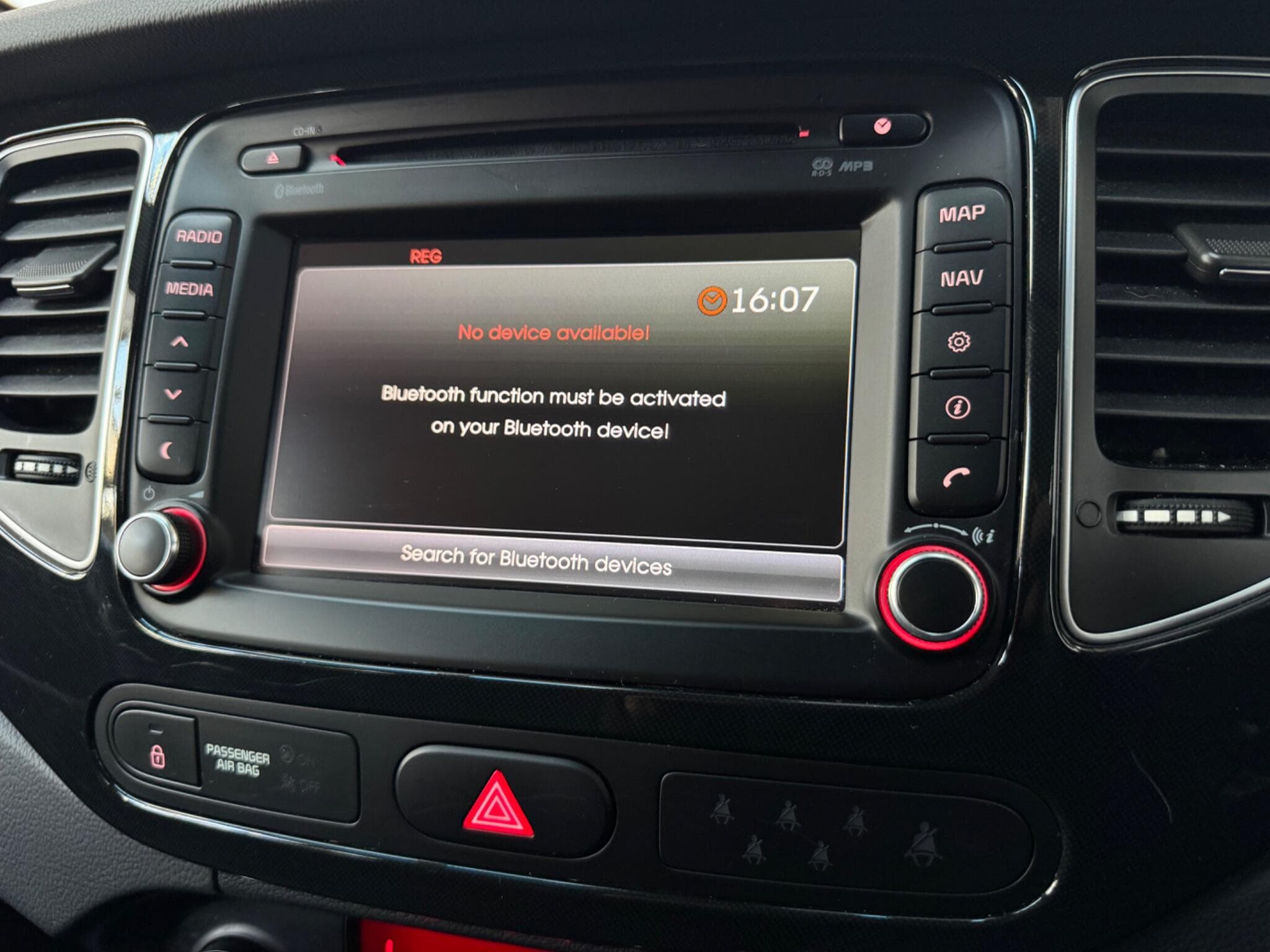 2016 Kia Carens - Thumbnail 16