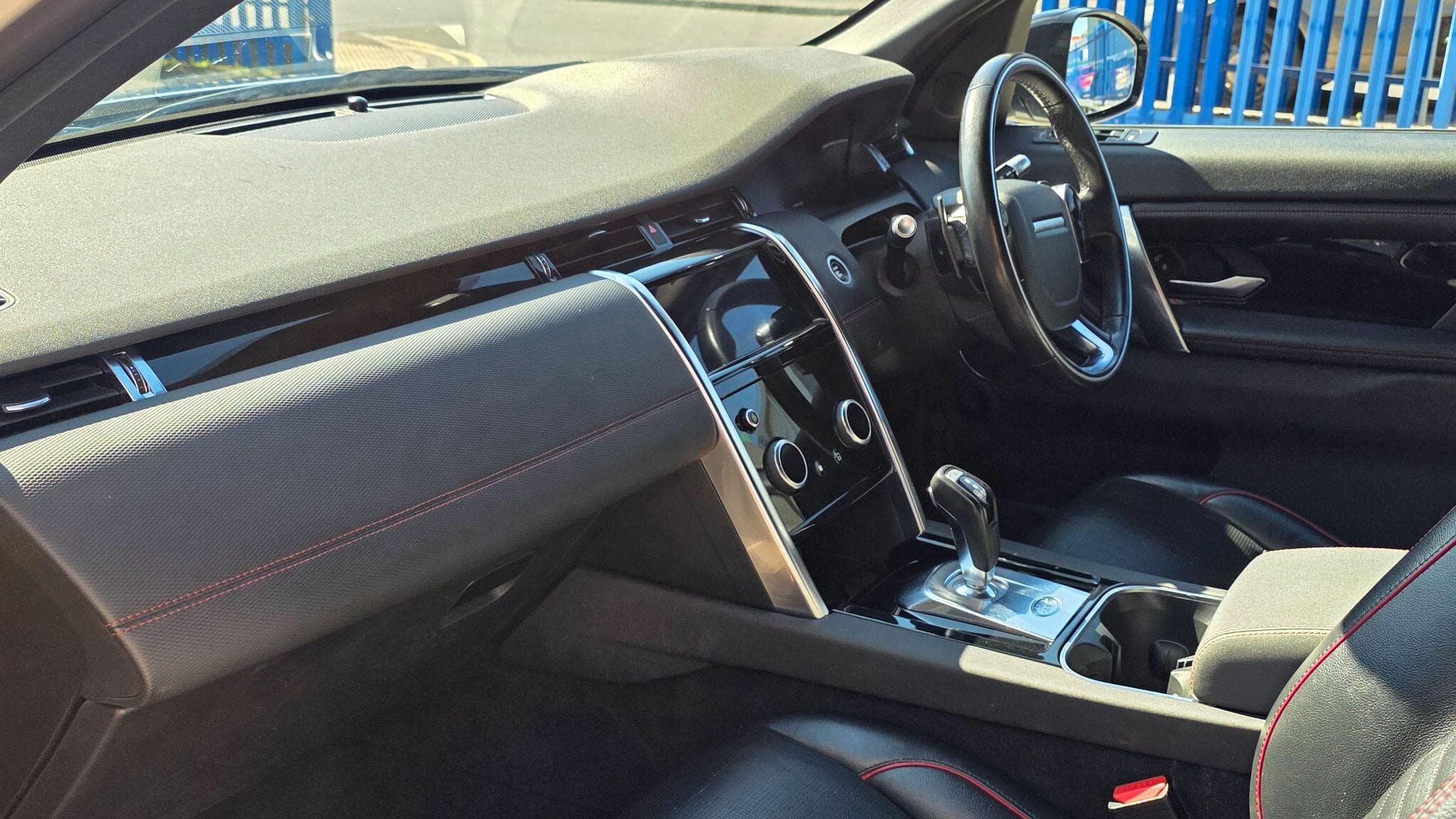 2020 Land Rover Discovery Sport - Thumbnail 15