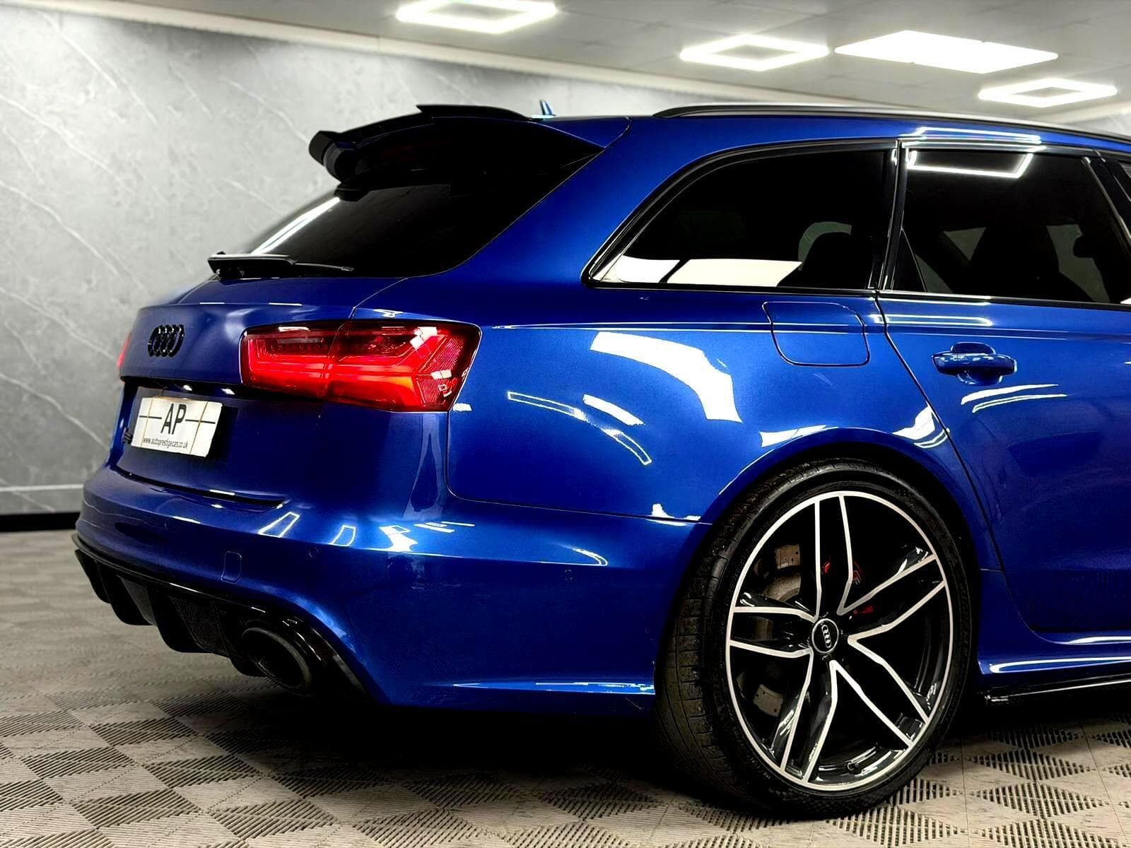 2016 Audi RS6 Avant - Thumbnail 32