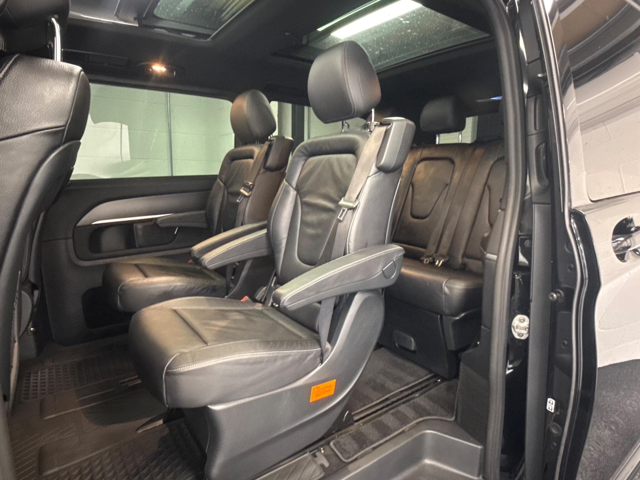 2023 Mercedes-Benz V Class - Thumbnail 36