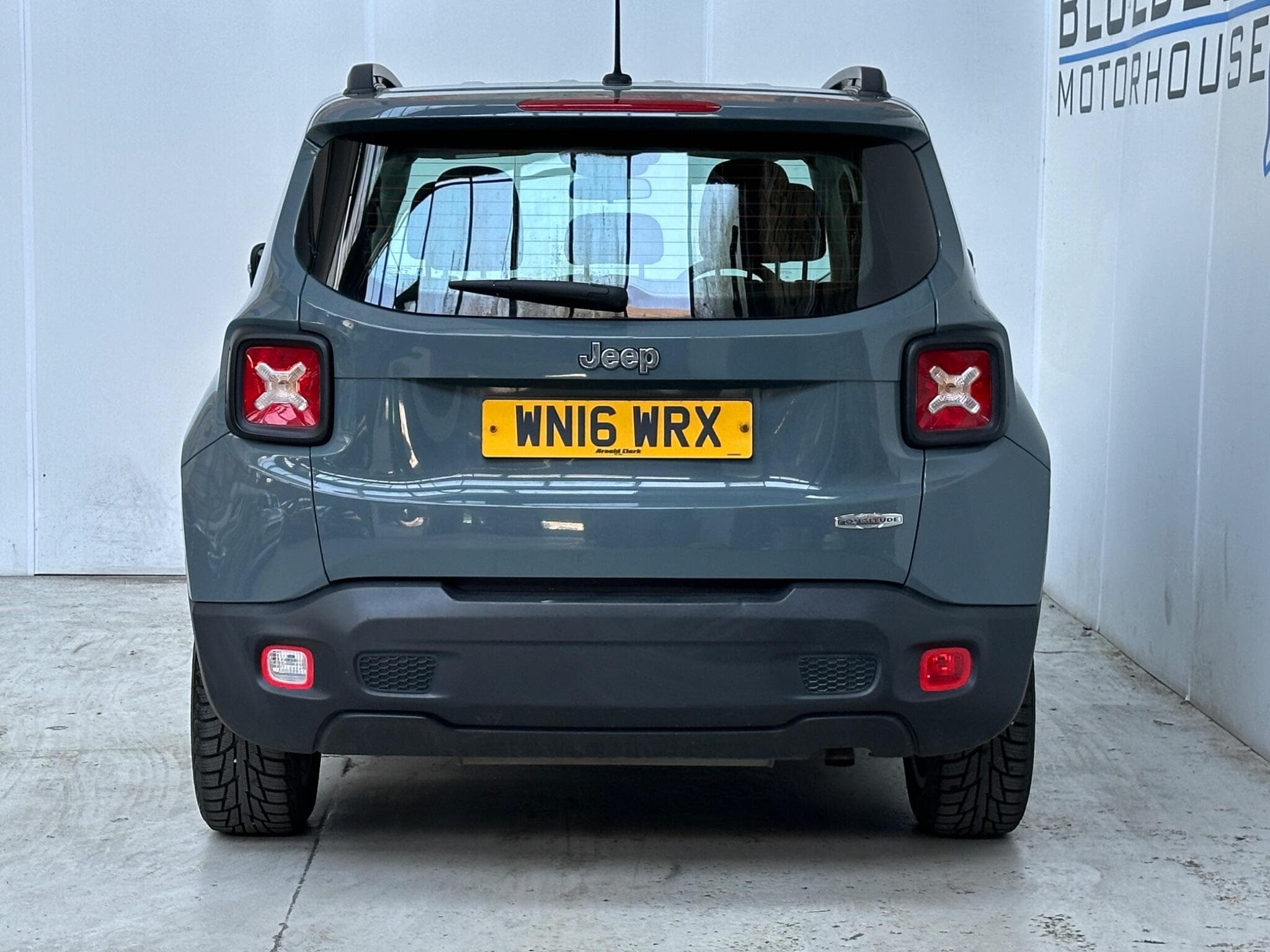 2016 Jeep Renegade - Thumbnail 6