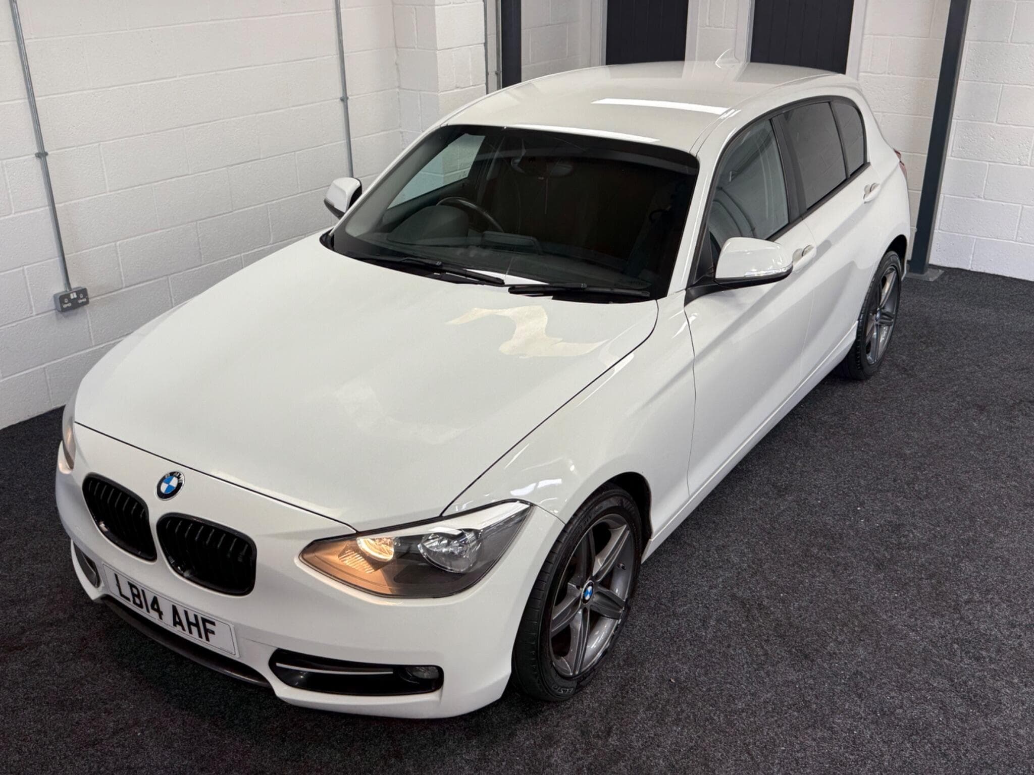 2014 BMW 1 Series - Thumbnail 6