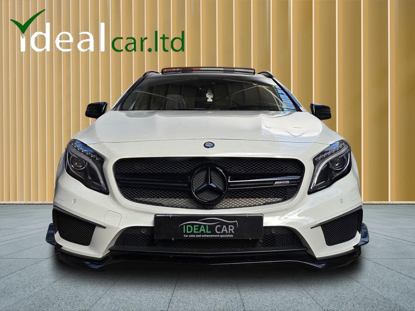 2015 Mercedes-Benz GLA - Thumbnail 4