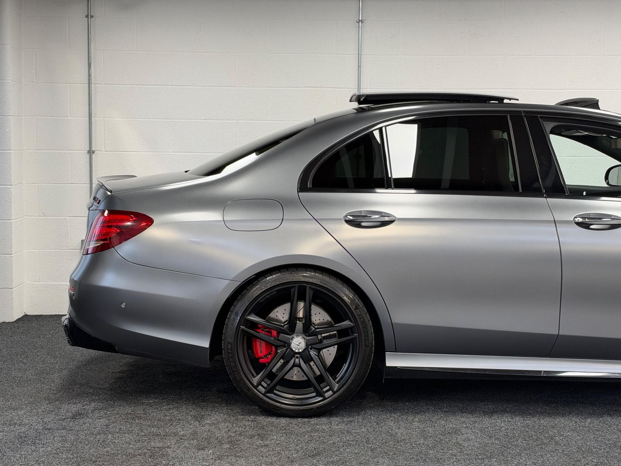 2017 Mercedes-Benz E Class - Thumbnail 53