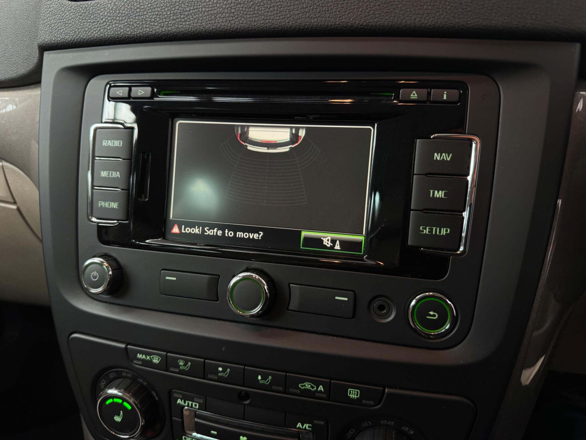 2014 Skoda Yeti - Thumbnail 17
