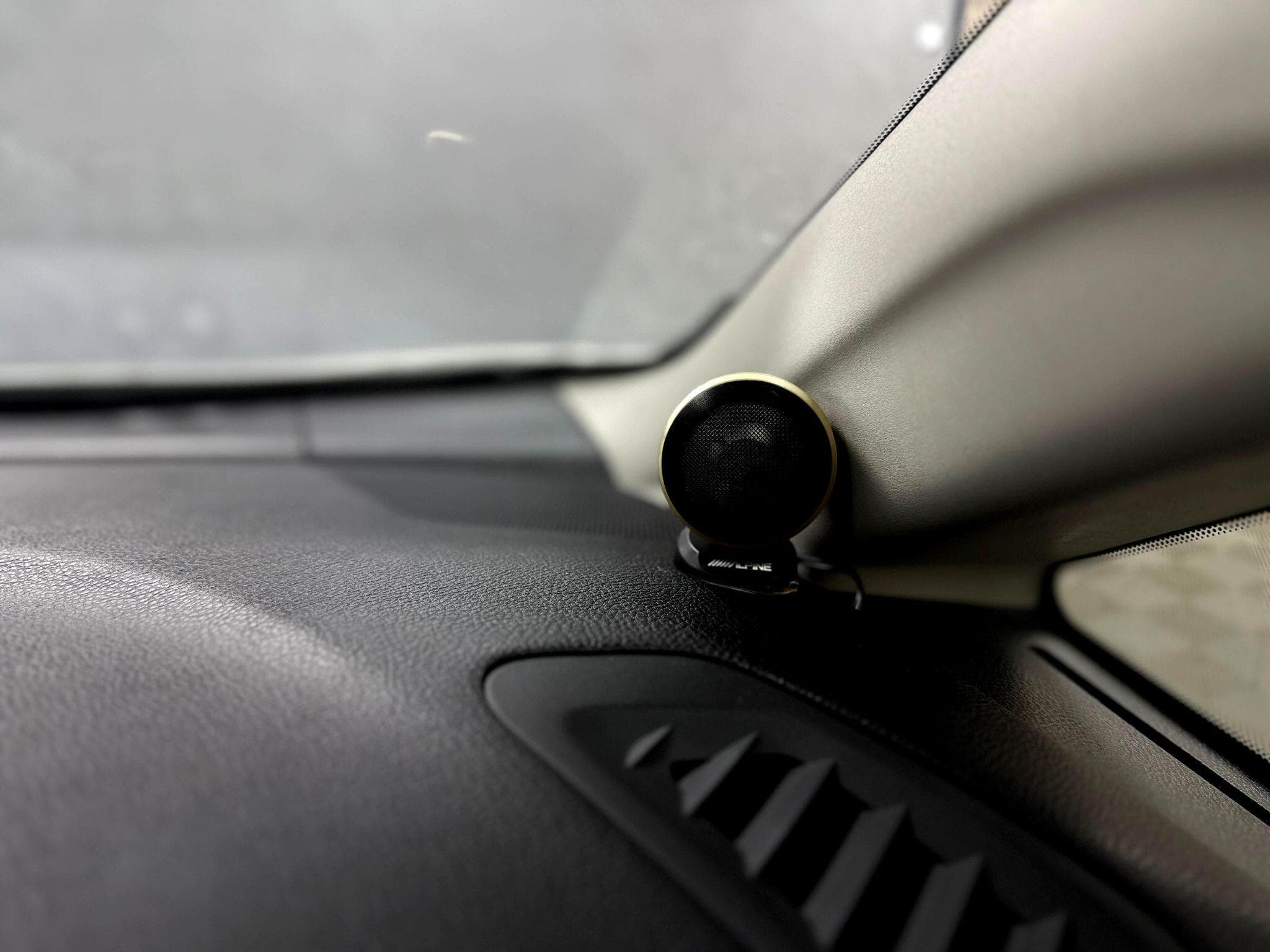 2014 Nissan Elgrand - Thumbnail 56