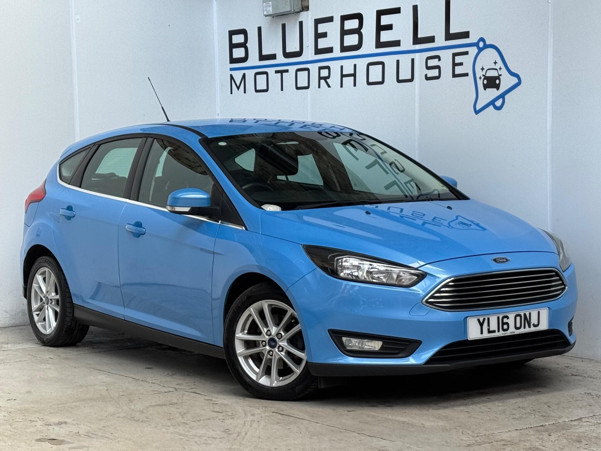 2016 Ford Focus - Main