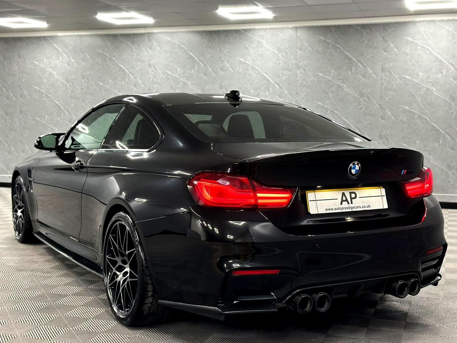 2017 BMW M4 - Image 3