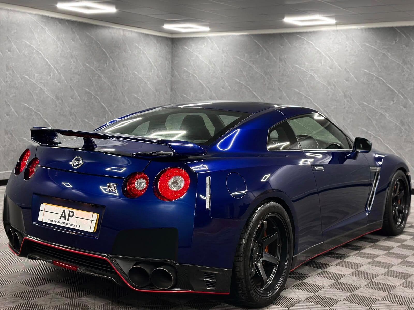 2012 Nissan GT-R - Thumbnail 50