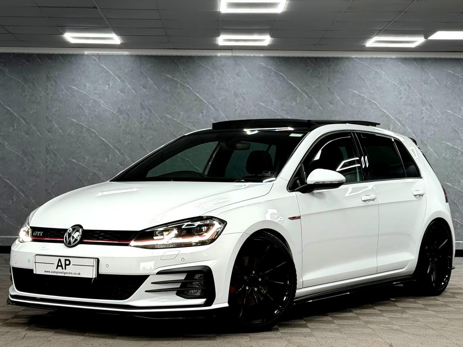 2018 Volkswagen Golf - Thumbnail 5