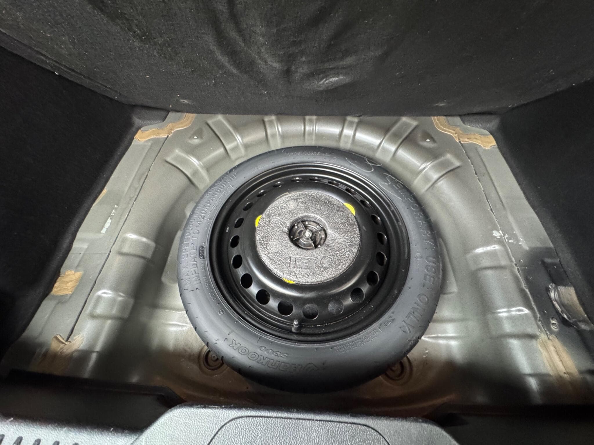 2019 Ford Focus - Thumbnail 25