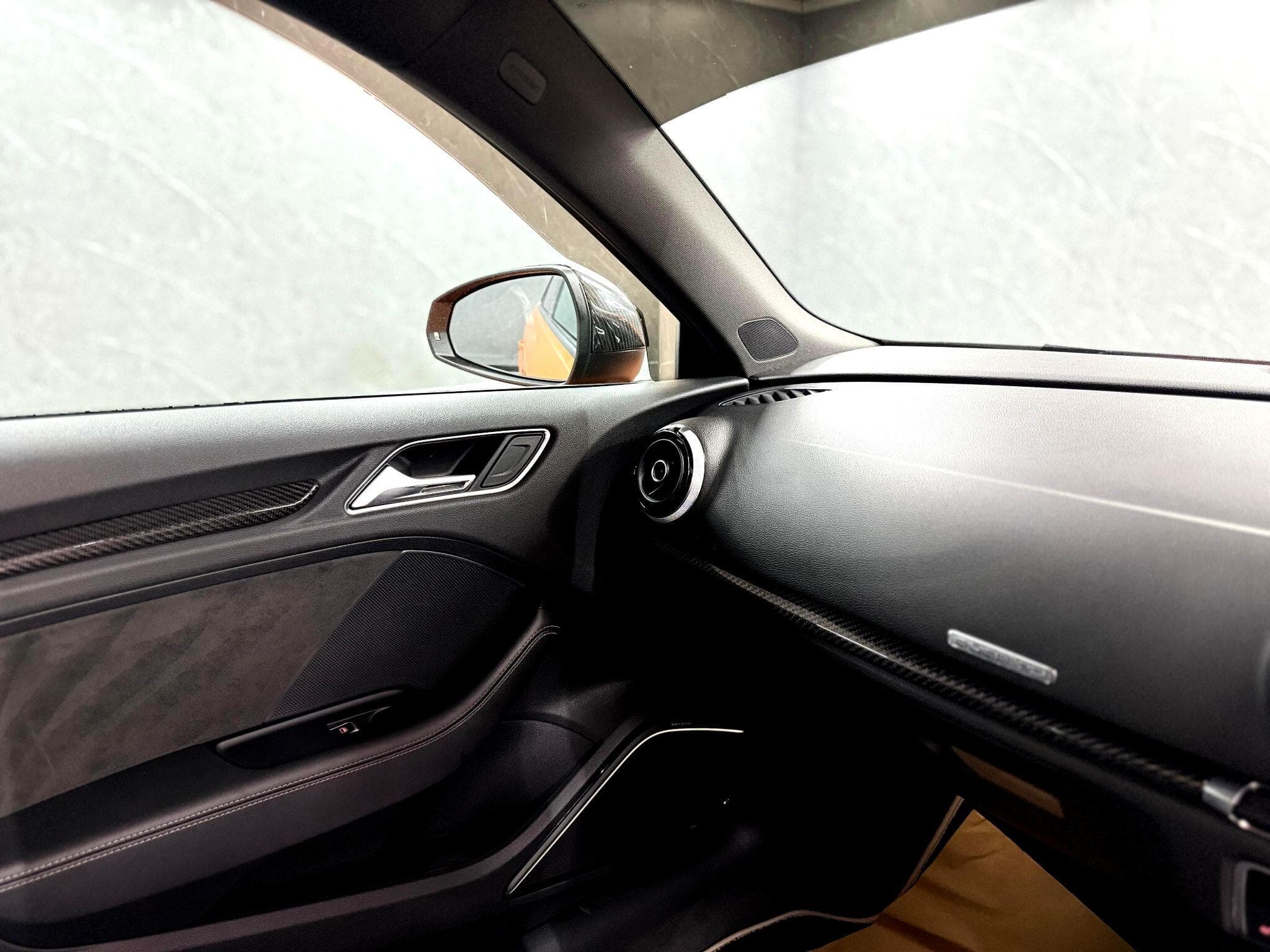 2015 Audi RS3 - Thumbnail 31