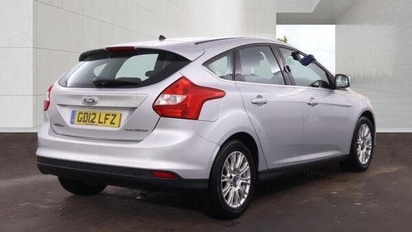 2012 Ford Focus - Thumbnail 4
