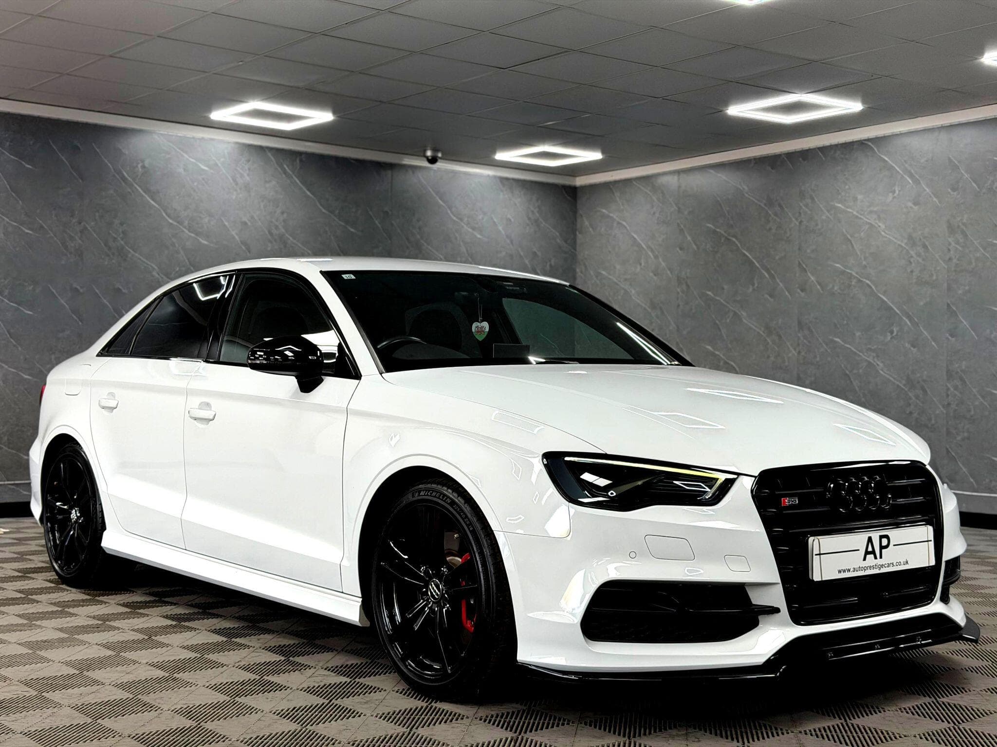 2015 Audi S3 - Thumbnail 26