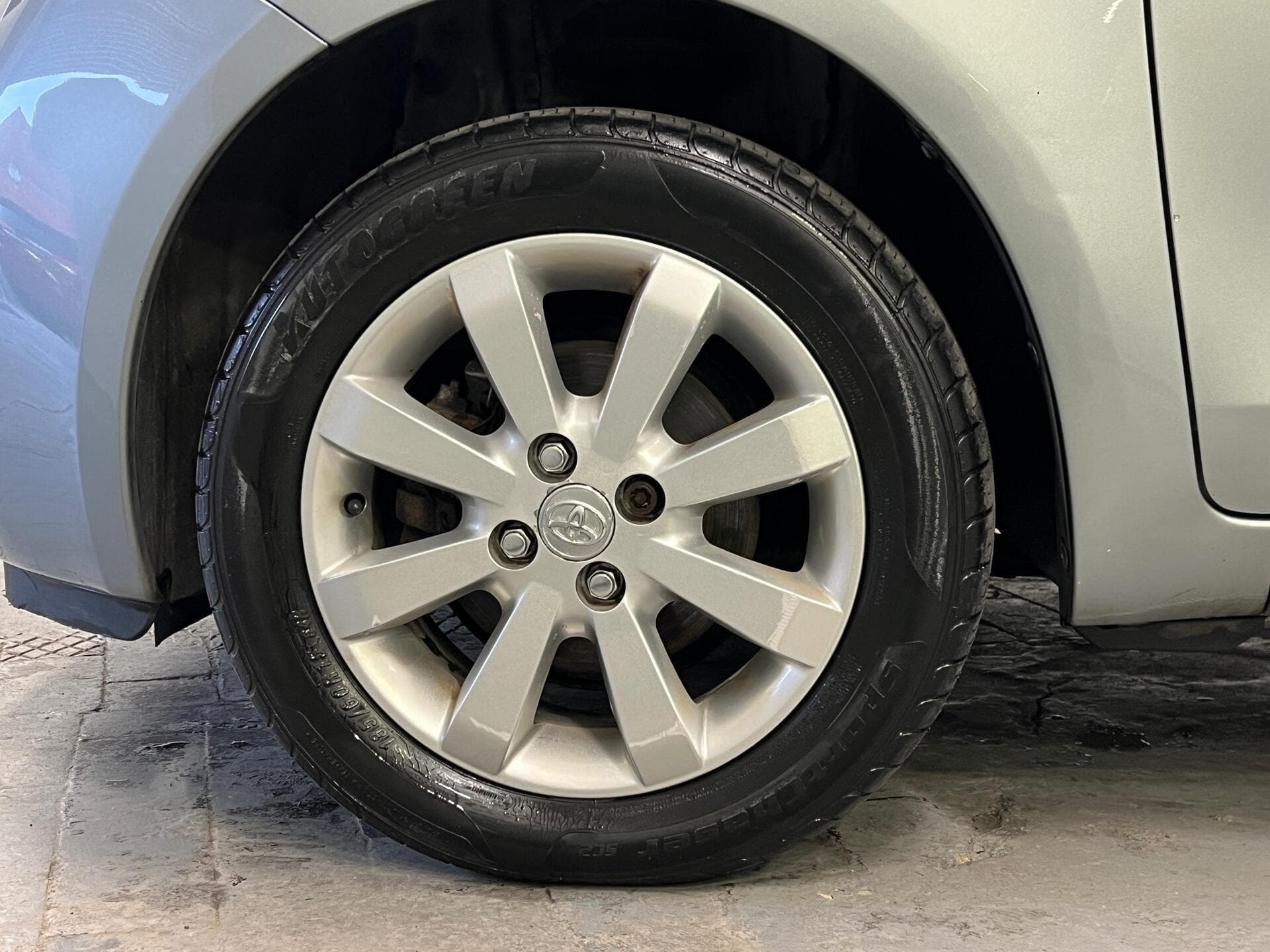 2008 Toyota Yaris - Thumbnail 14