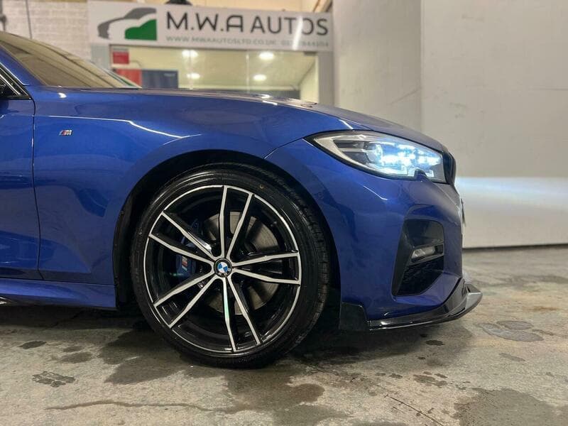 2019 BMW 3 Series - Thumbnail 22