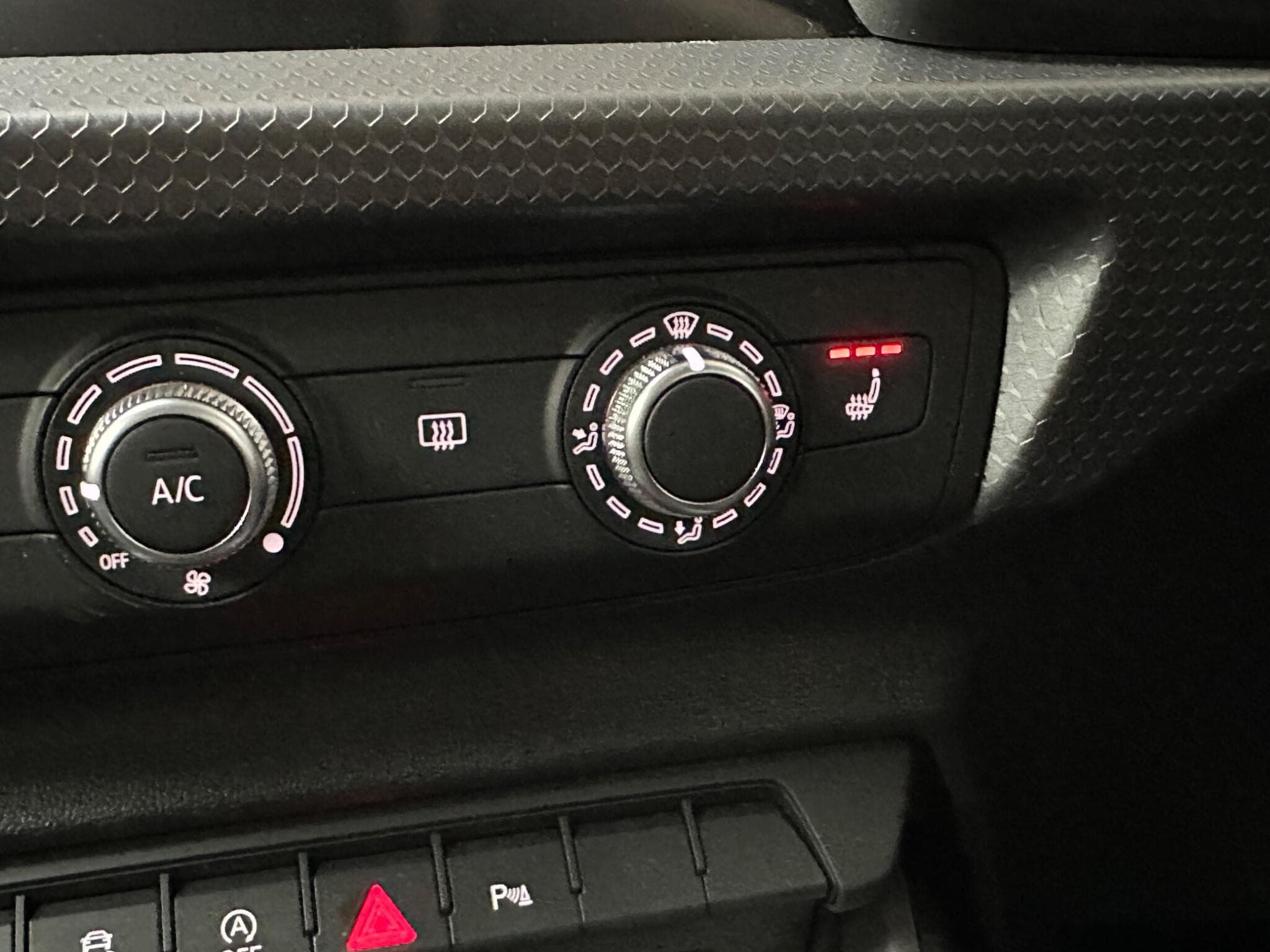 2024 Audi A1 - Thumbnail 15