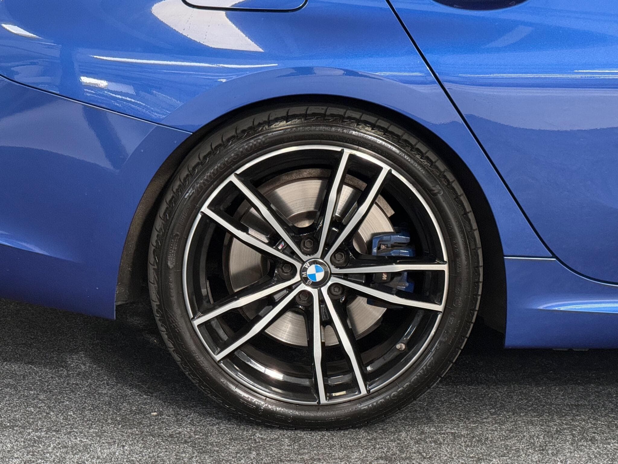 2019 BMW 3 Series - Thumbnail 41
