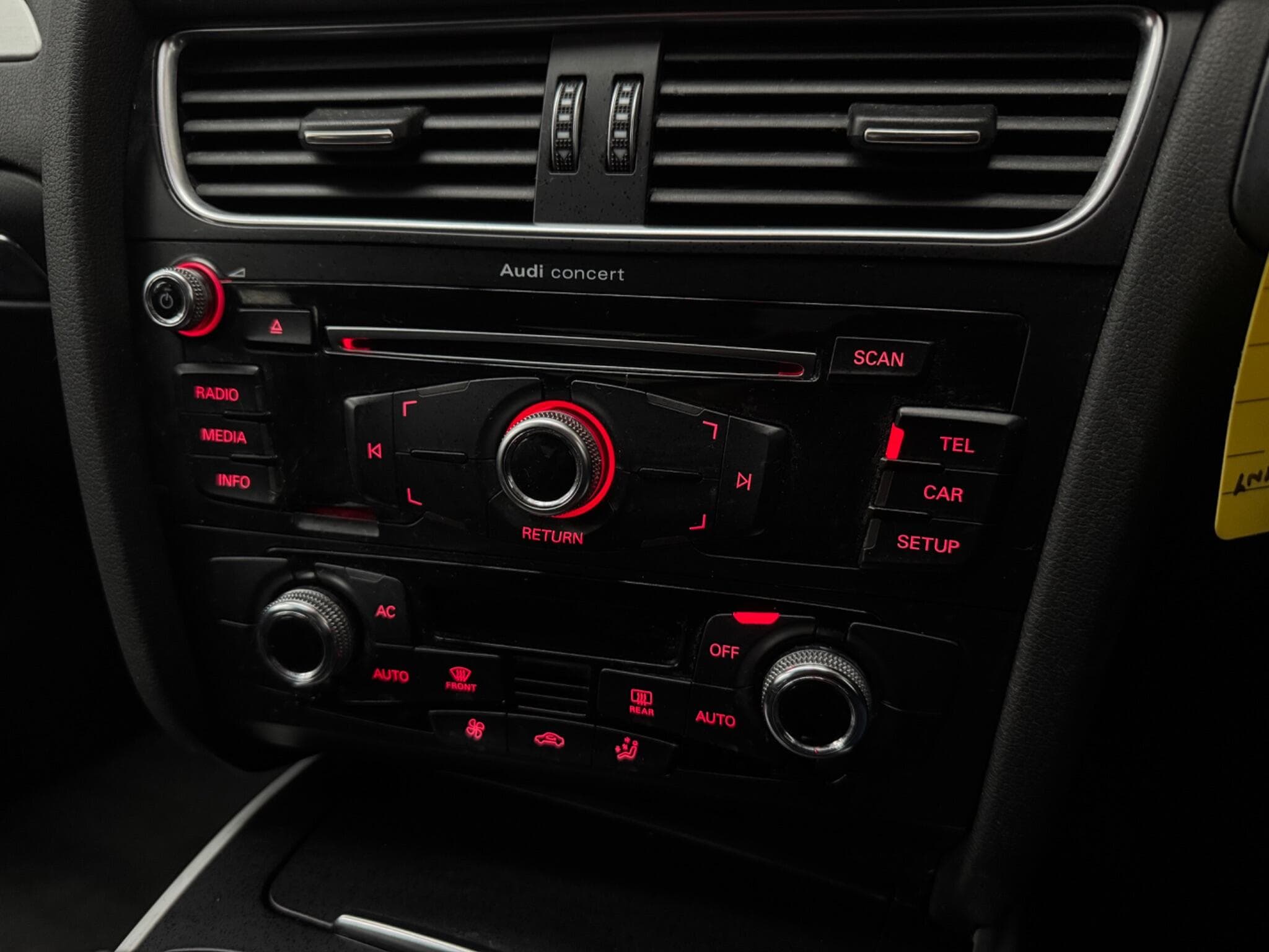 2013 Audi A4 - Thumbnail 17