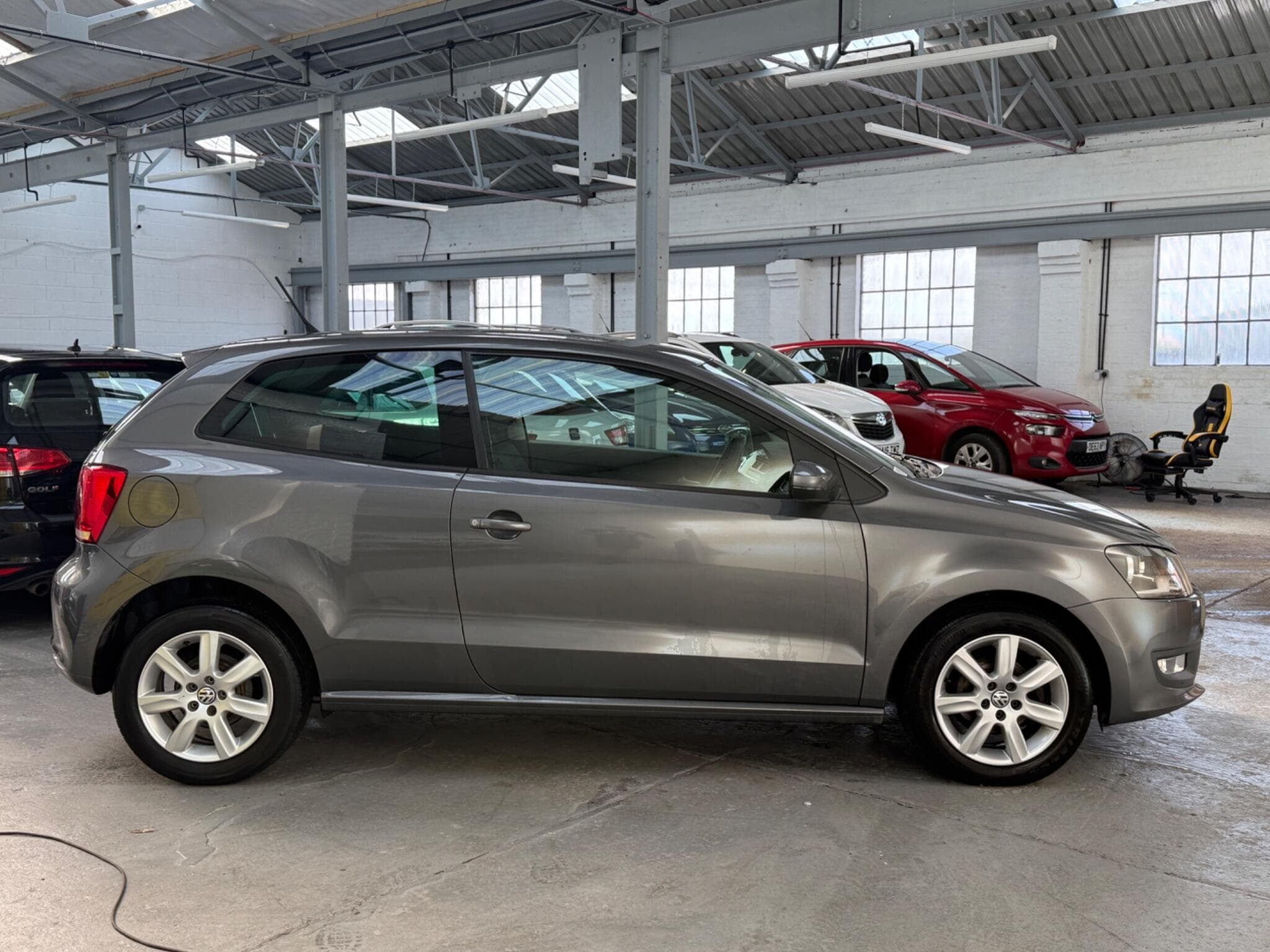 2013 Volkswagen Polo - Thumbnail 8