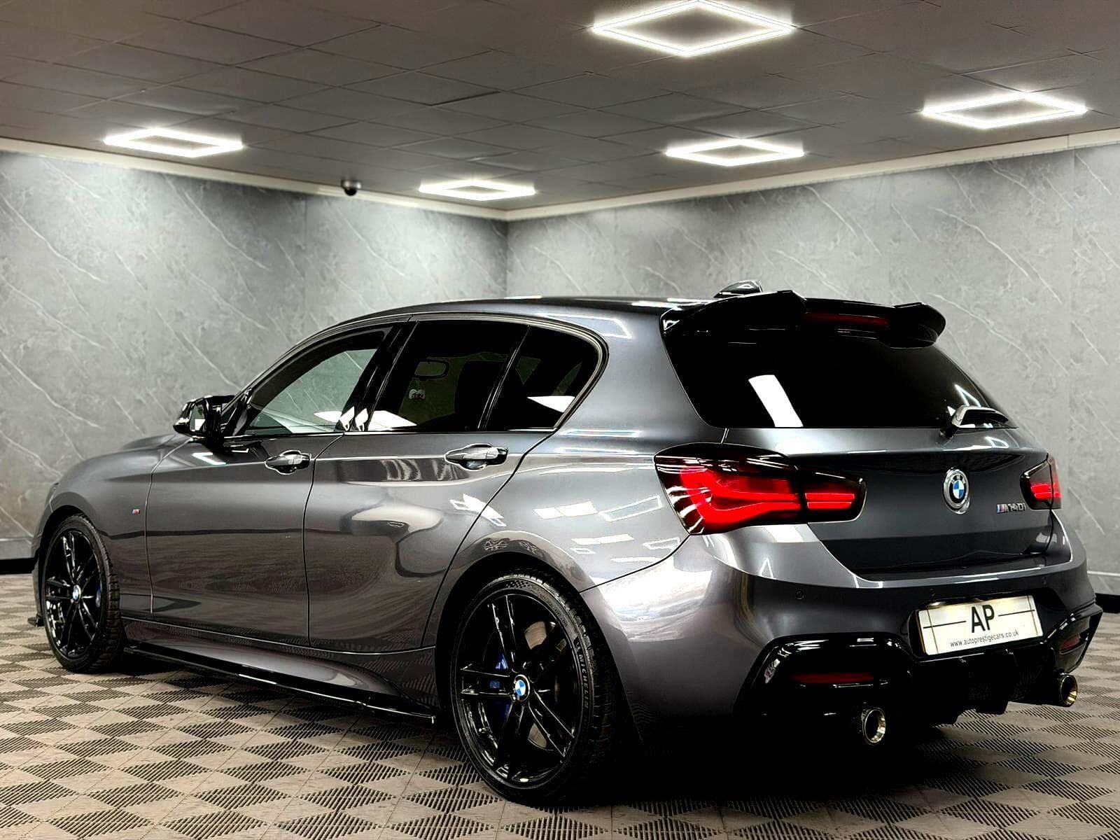 2018 BMW 1 Series - Thumbnail 21