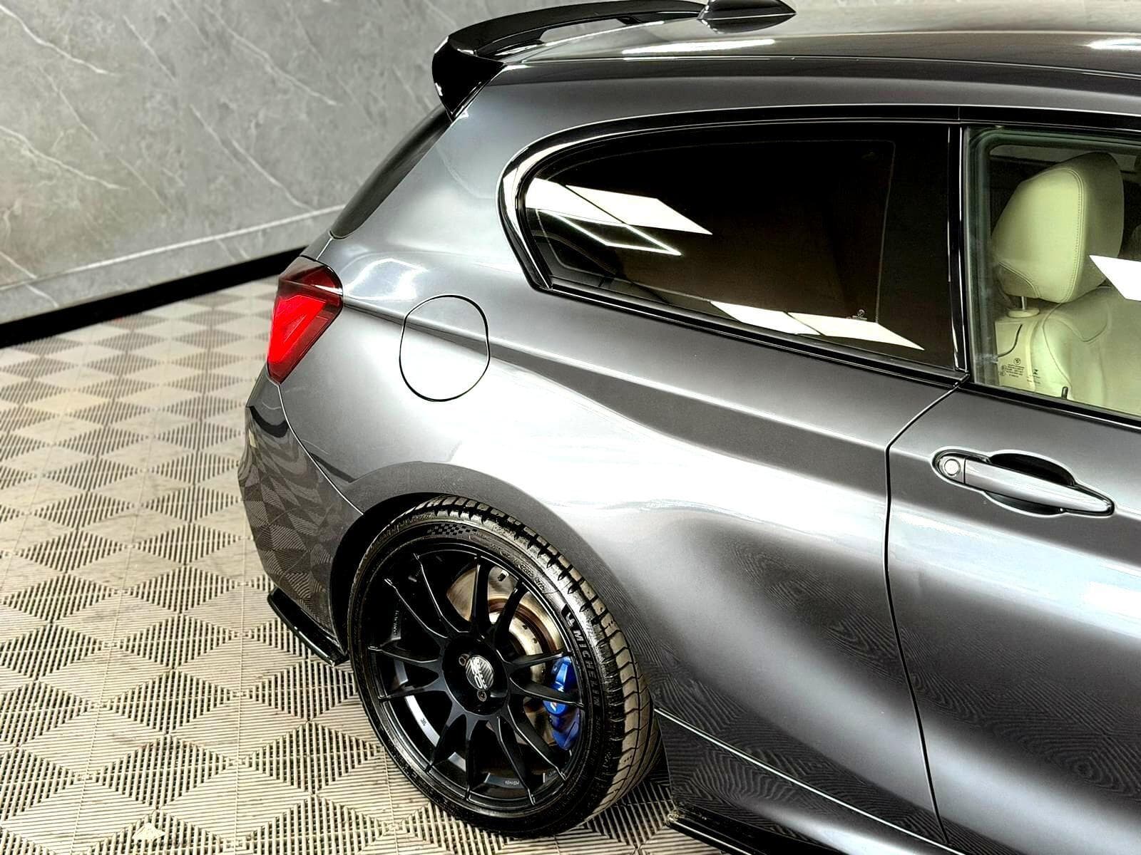 2017 BMW 1 Series - Thumbnail 34