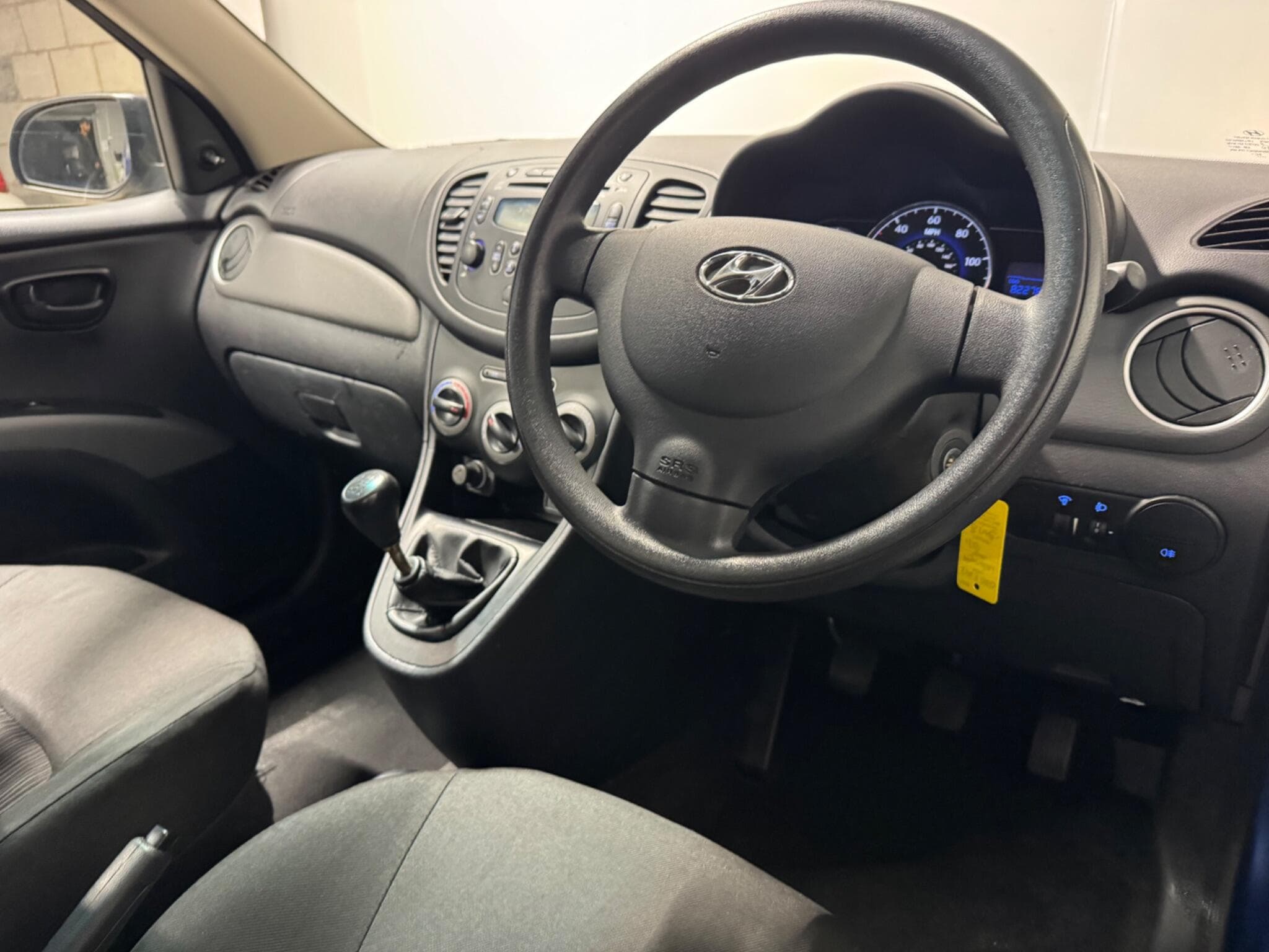 2013 Hyundai i10 - Thumbnail 3