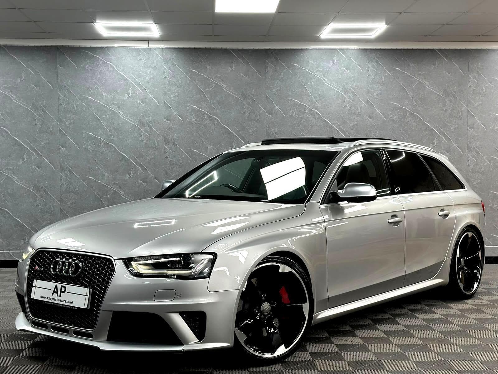 2015 Audi RS4 Avant - Thumbnail 9