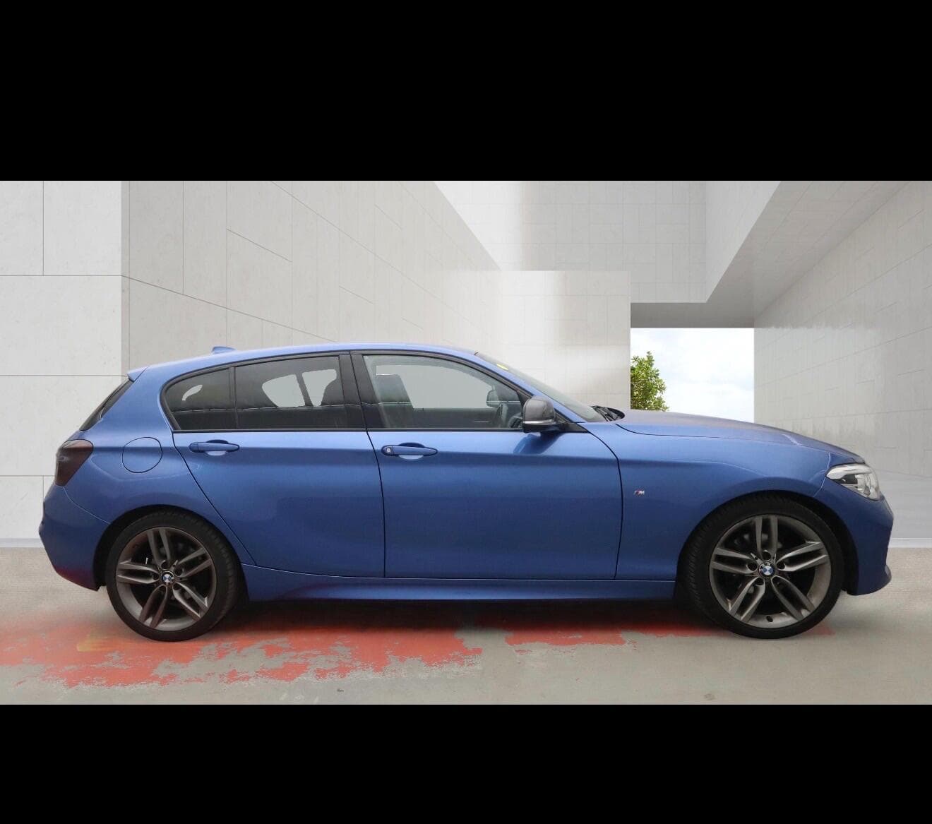 2018 BMW 1 Series - Thumbnail 5