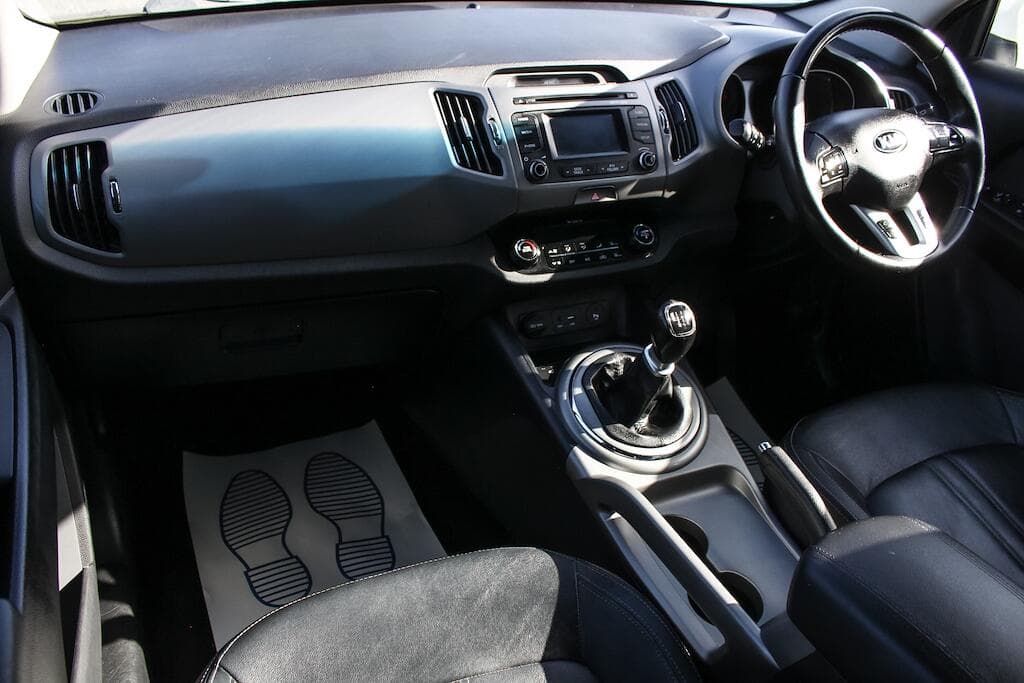2015 Kia Sportage - Thumbnail 19