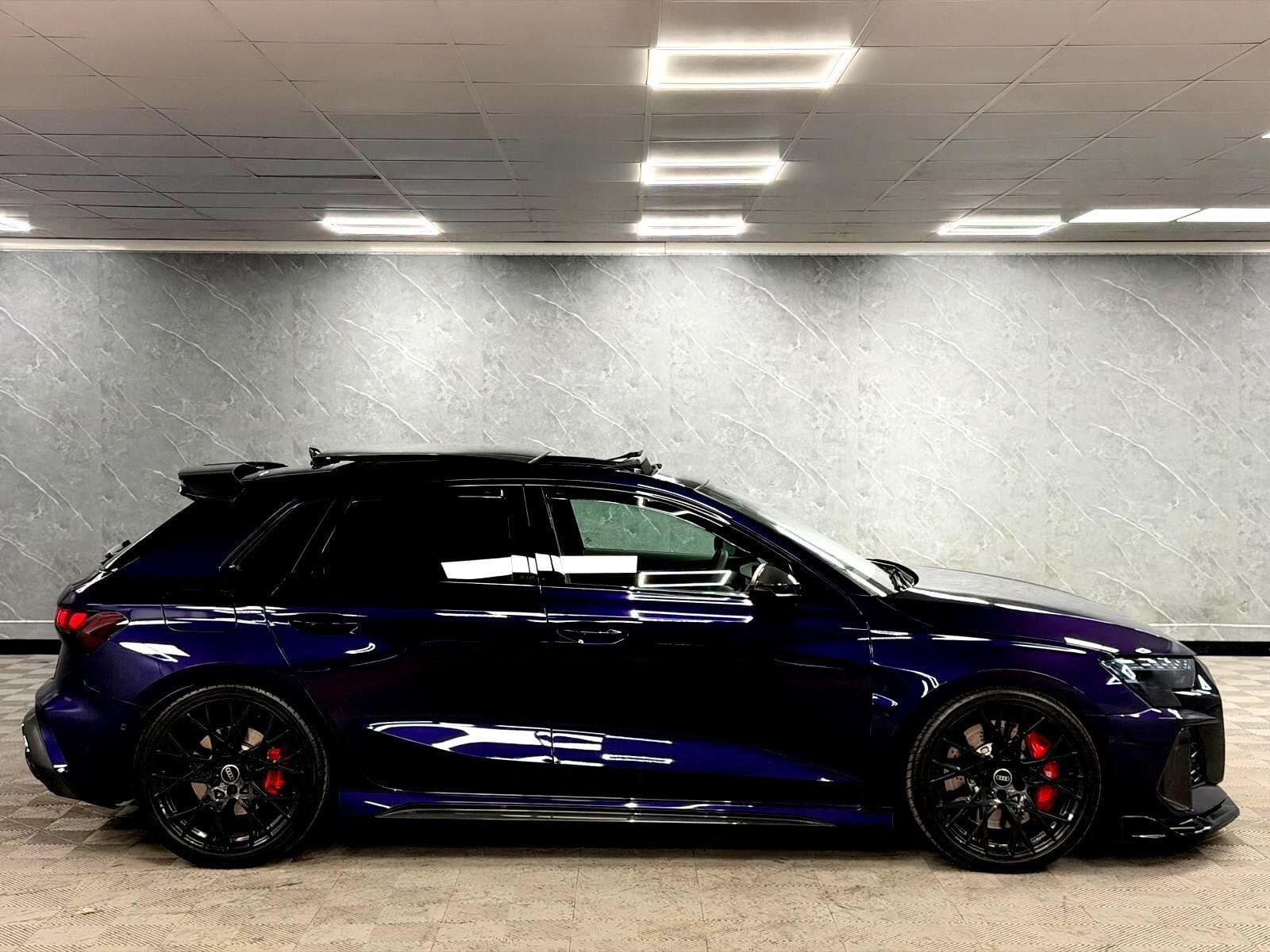 2025 Audi RS3 - Thumbnail 30