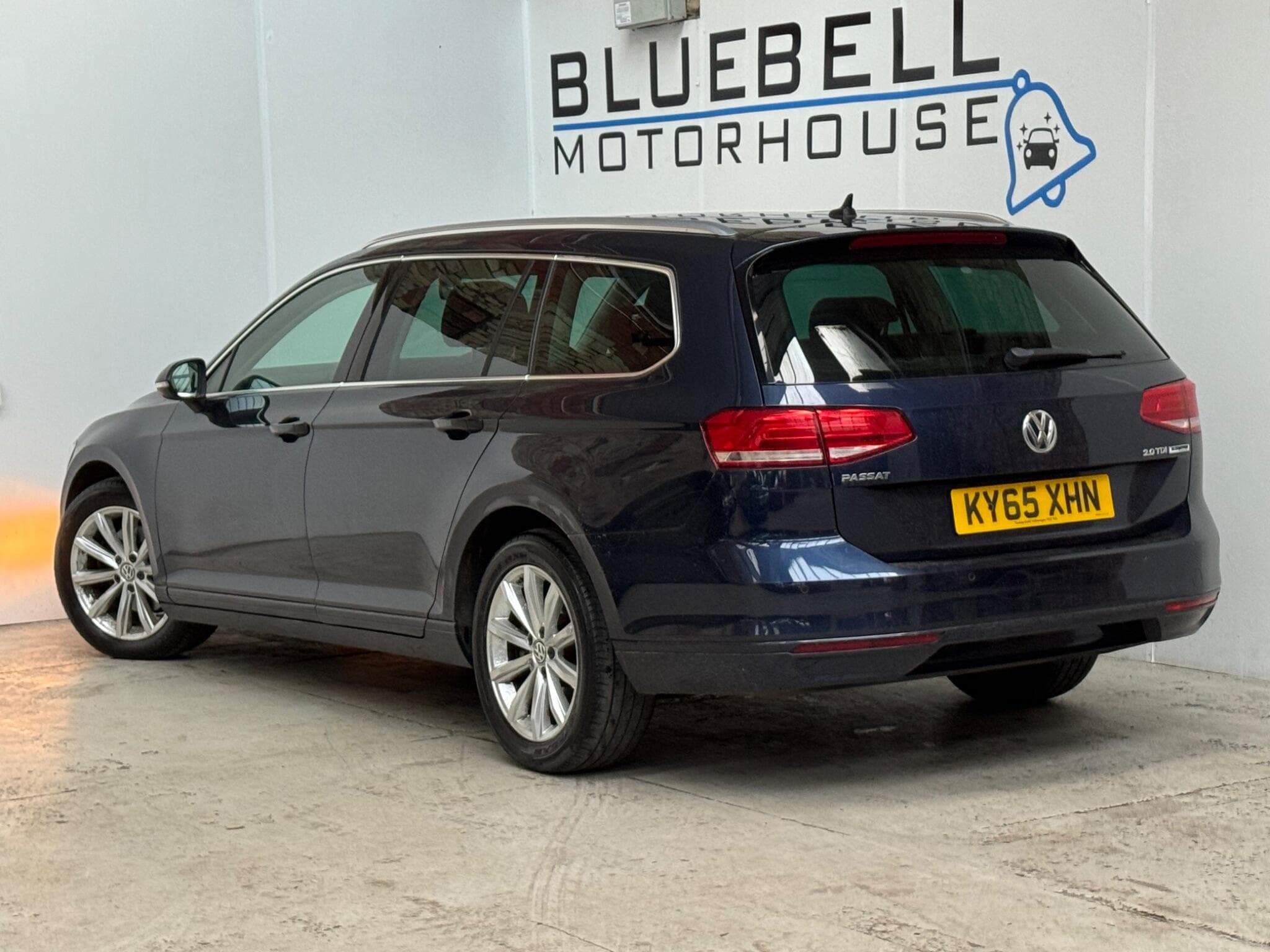2015 Volkswagen Passat - Thumbnail 5